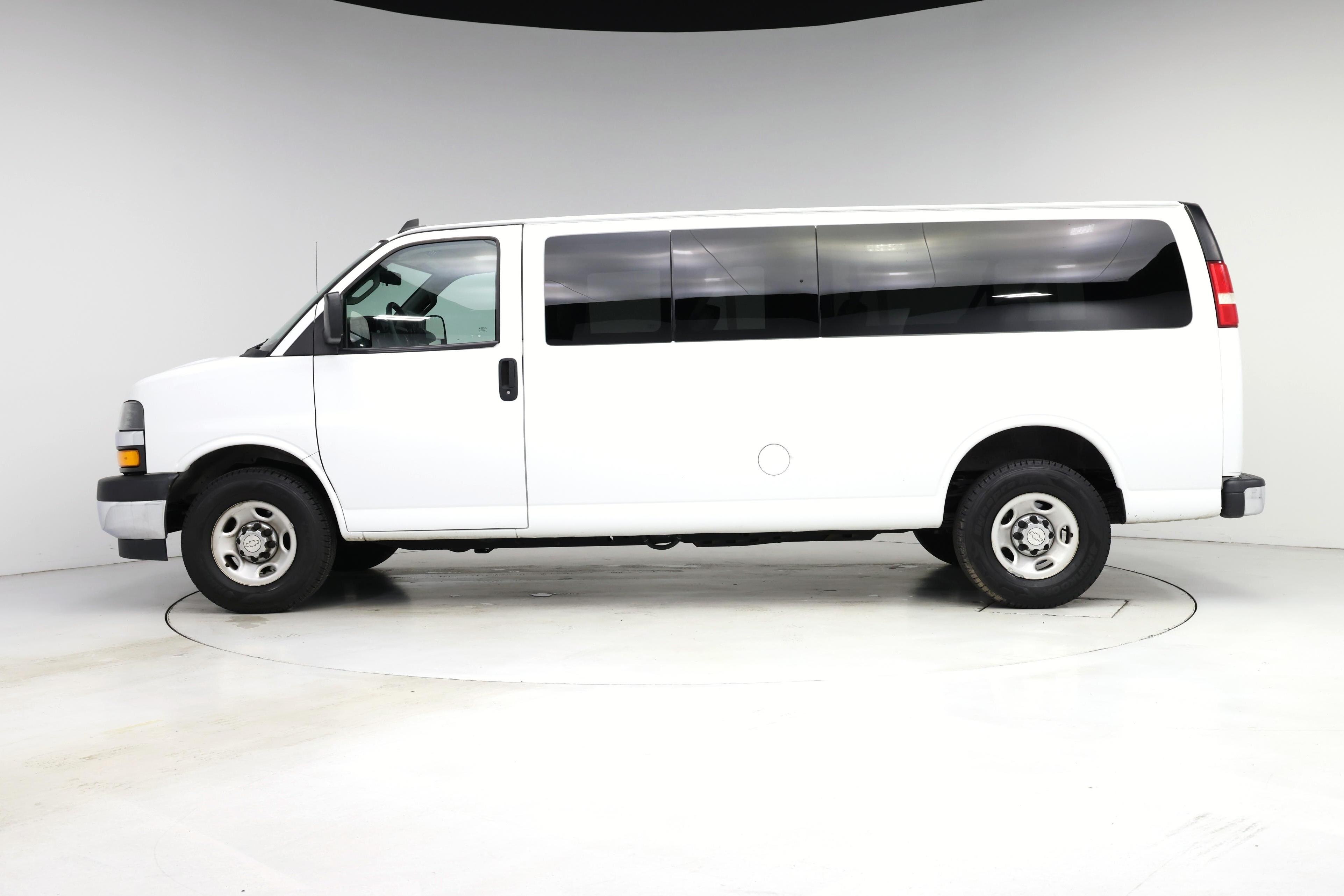Thumbnail: 2019 Chevrolet Express - 3