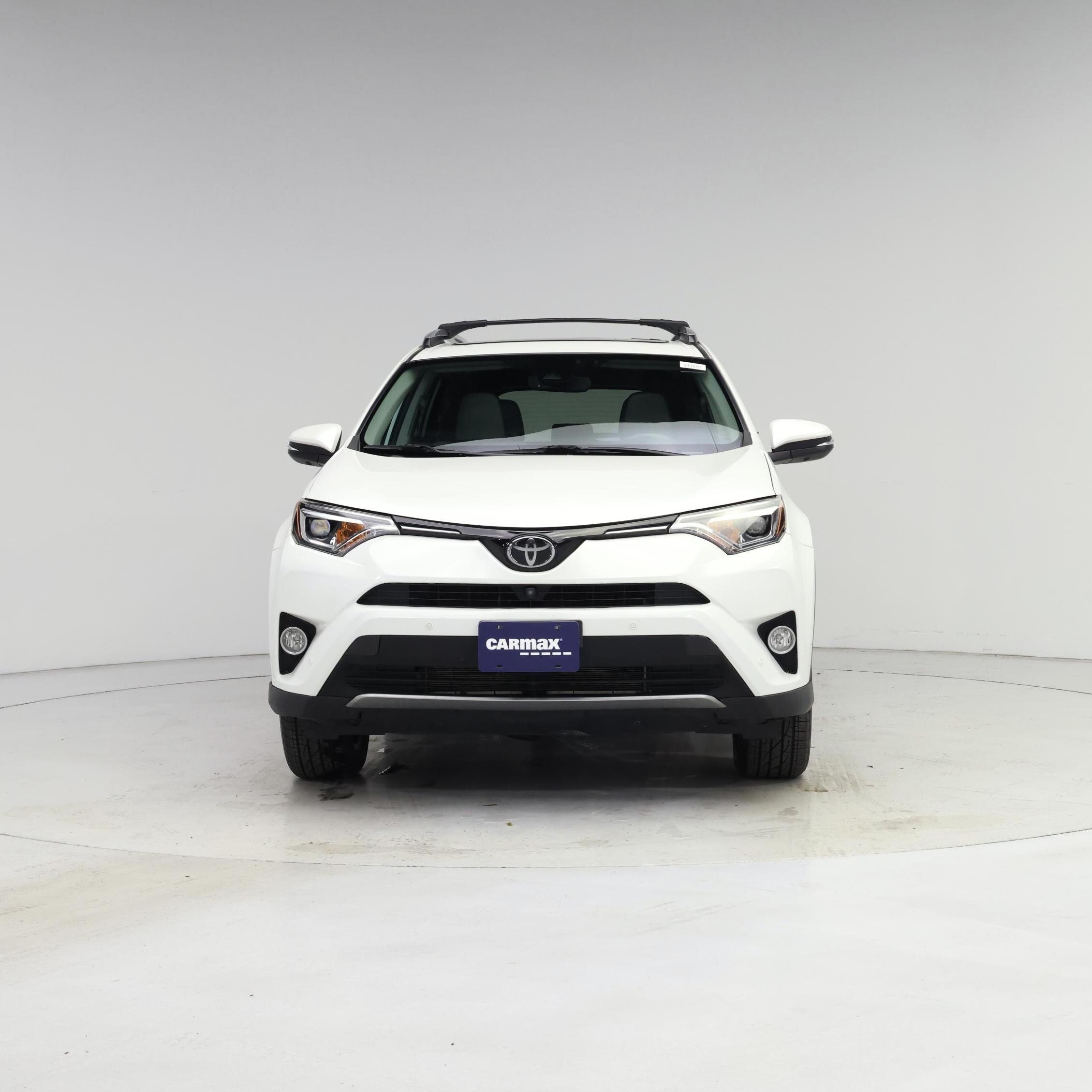 Thumbnail: 2017 Toyota RAV4 - 5