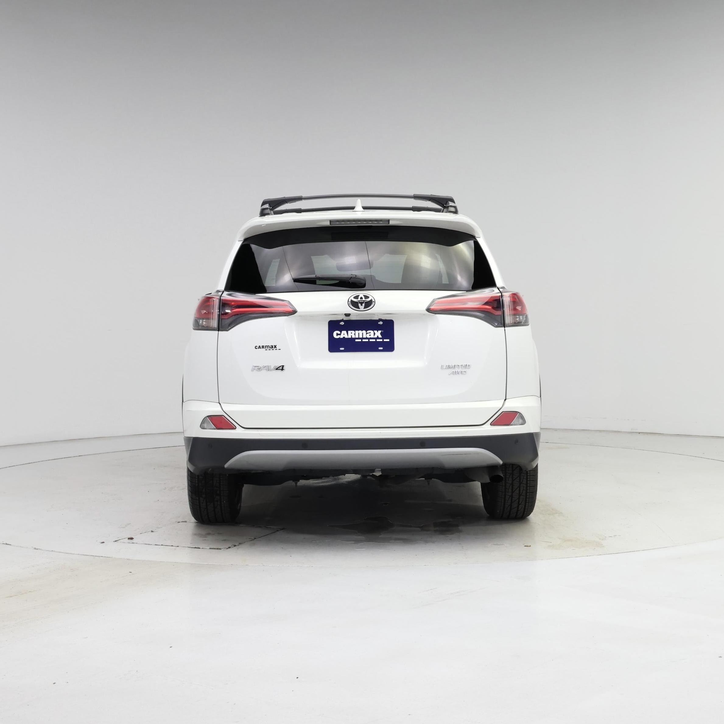 Thumbnail: 2017 Toyota RAV4 - 6