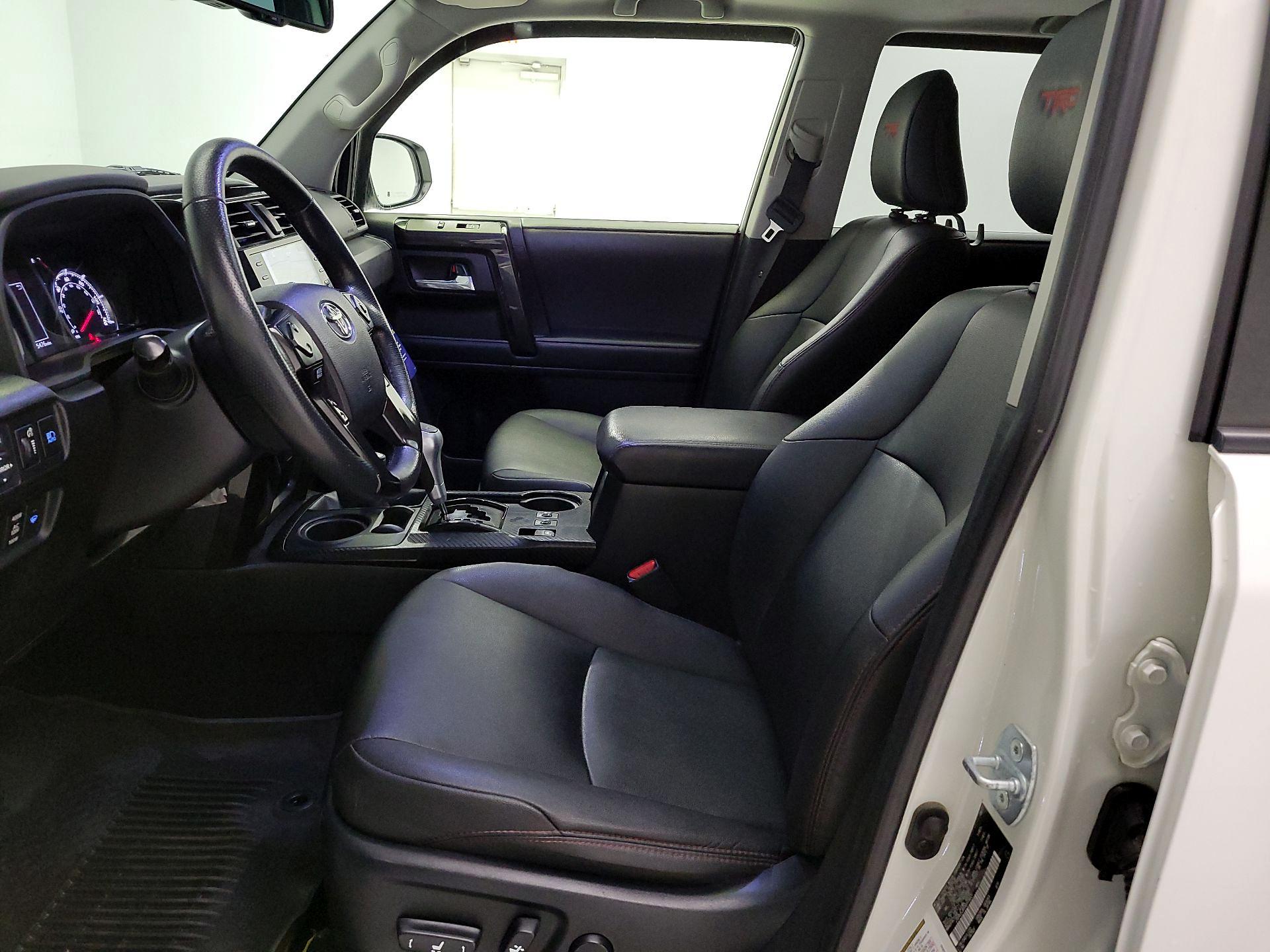 Thumbnail: 2022 Toyota 4Runner - 11