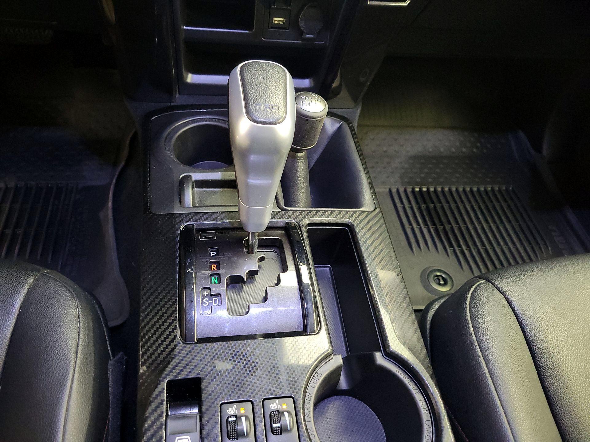 Thumbnail: 2022 Toyota 4Runner - 18