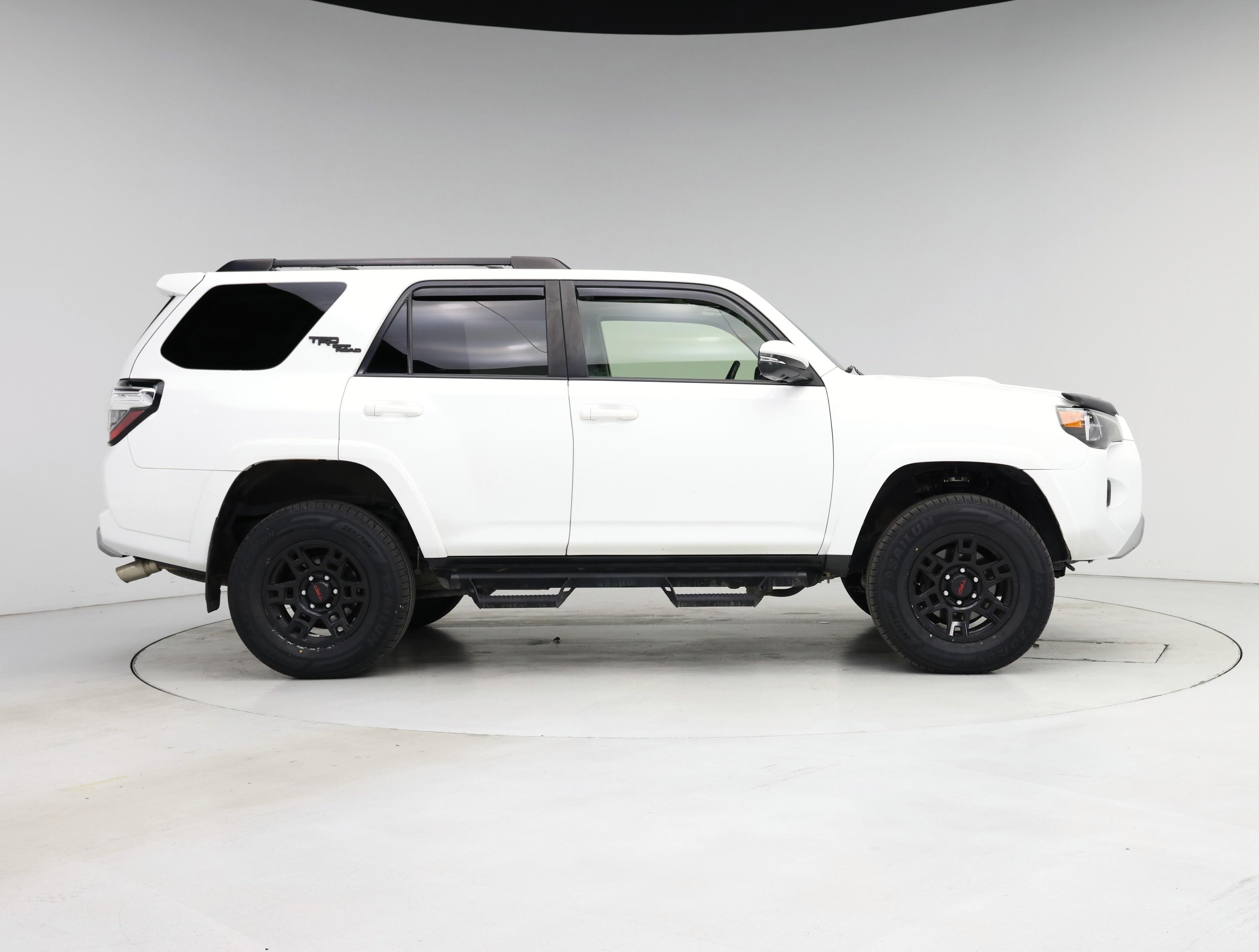 Thumbnail: 2022 Toyota 4Runner - 7
