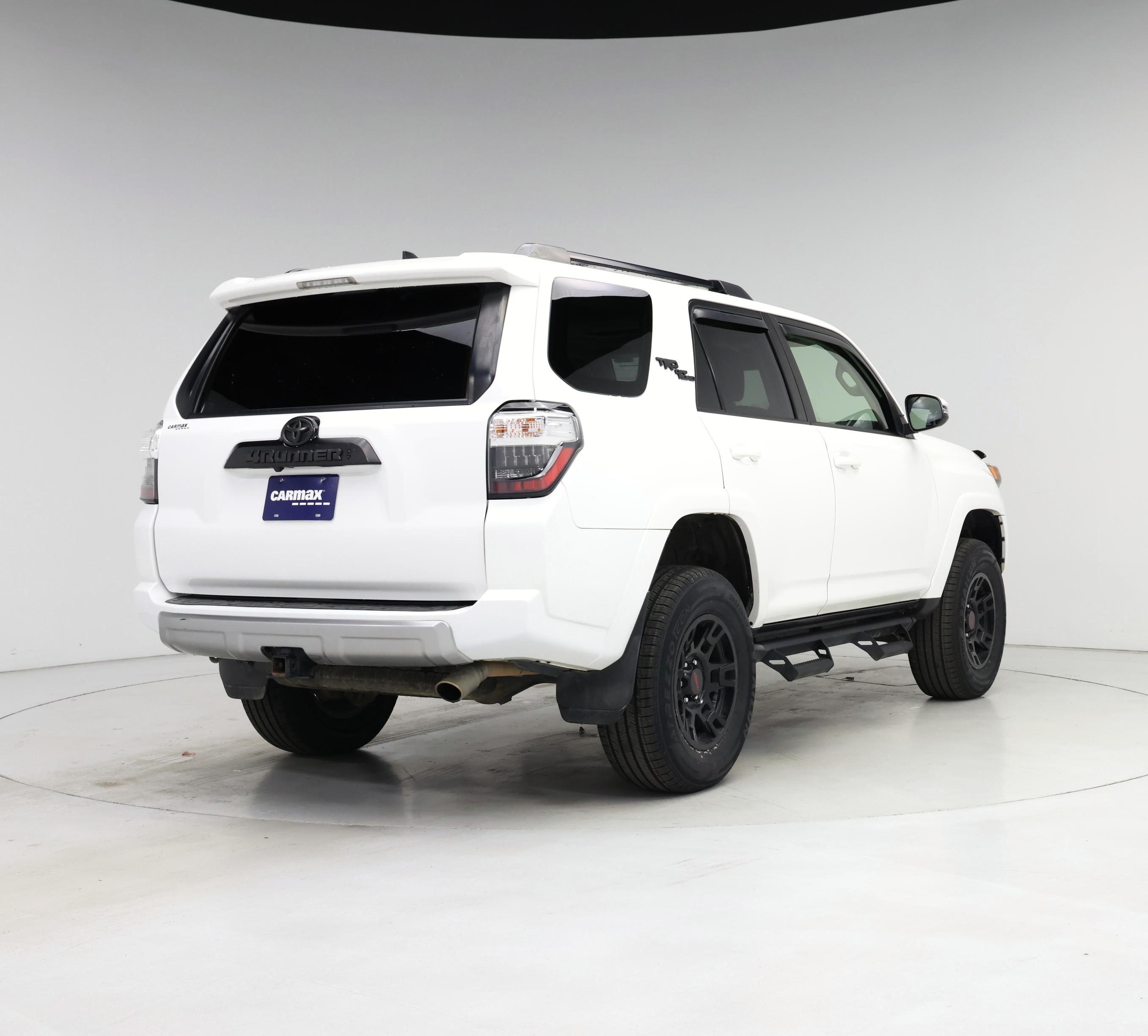 Thumbnail: 2022 Toyota 4Runner - 8