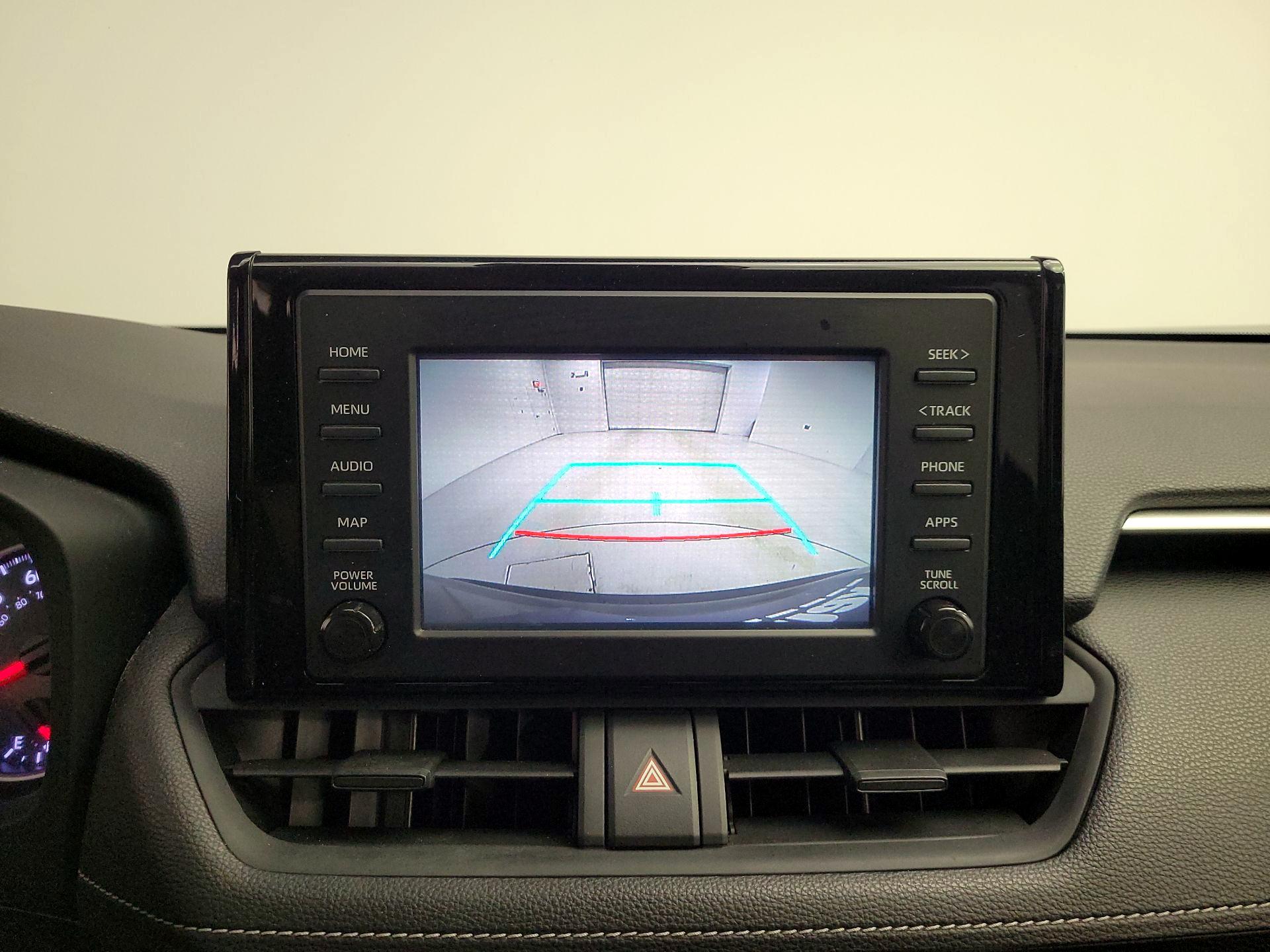 Thumbnail: 2019 Toyota RAV4 - 14