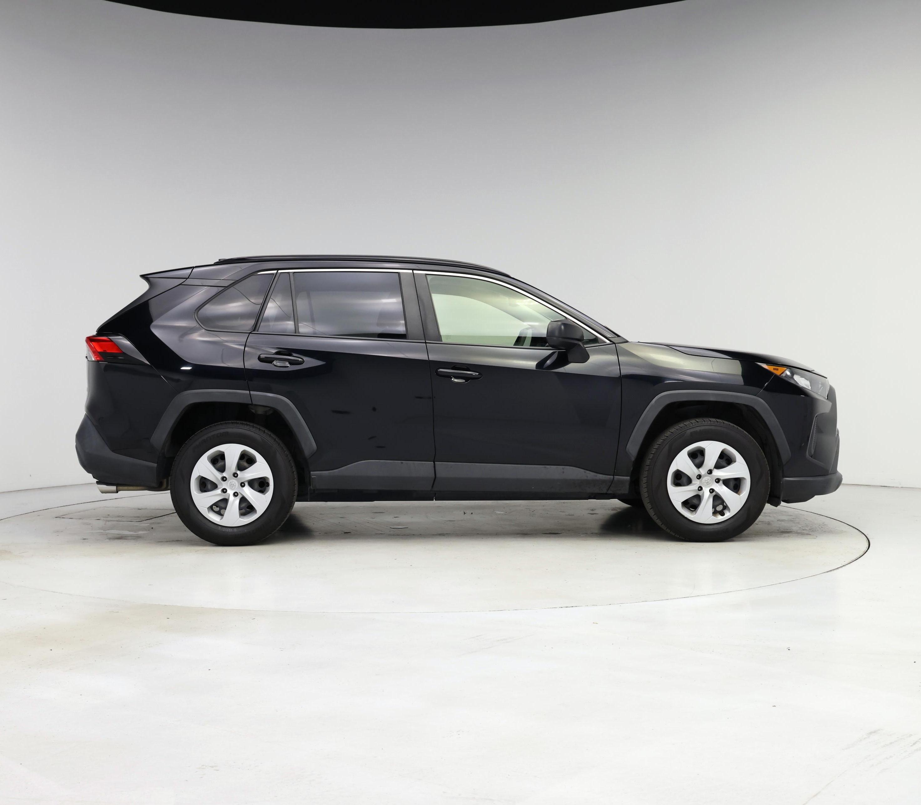 Thumbnail: 2019 Toyota RAV4 - 7