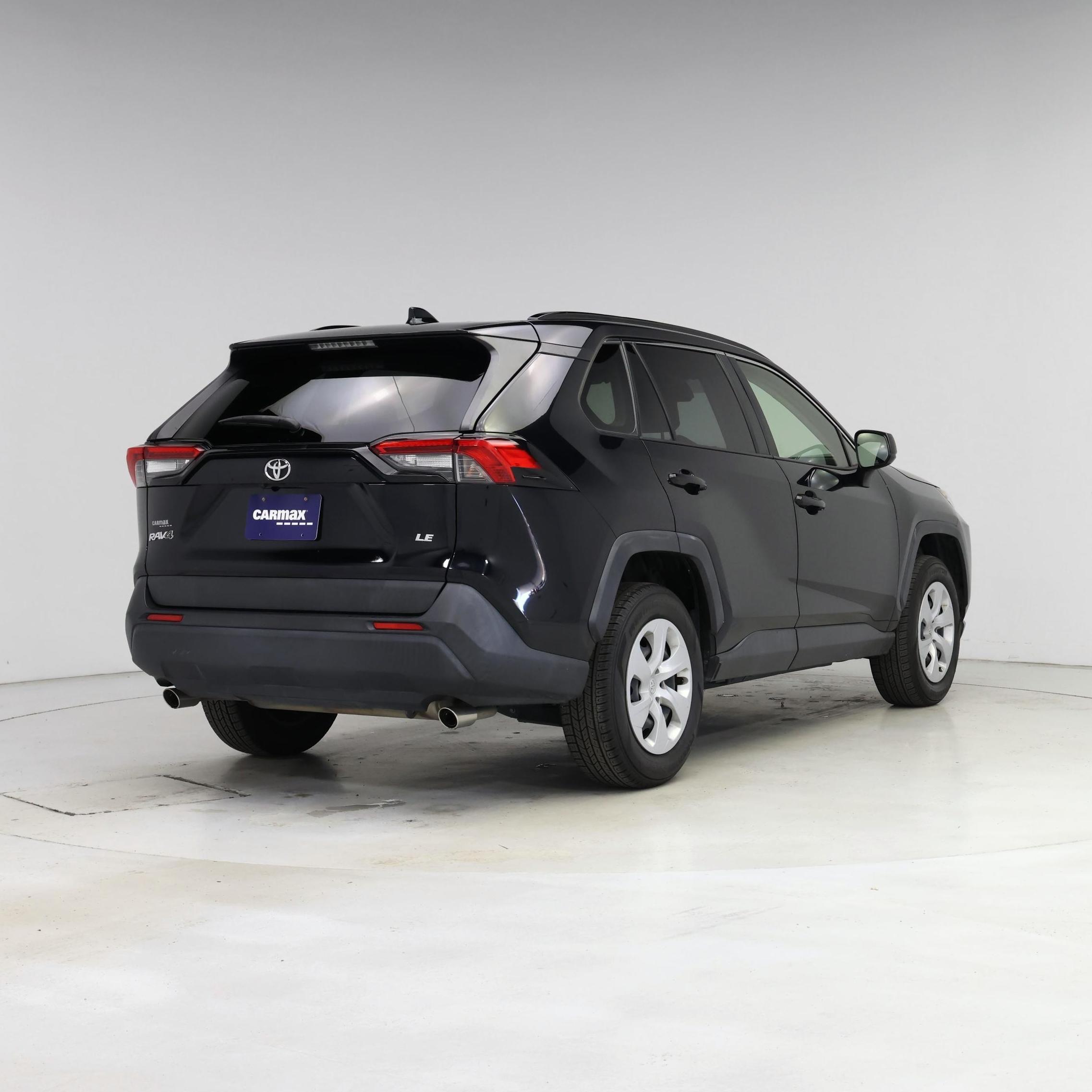 Thumbnail: 2019 Toyota RAV4 - 8