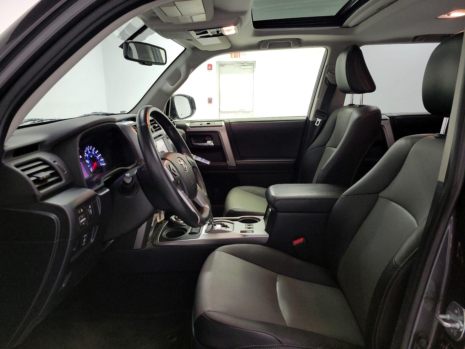 Thumbnail: 2018 Toyota 4Runner - 11