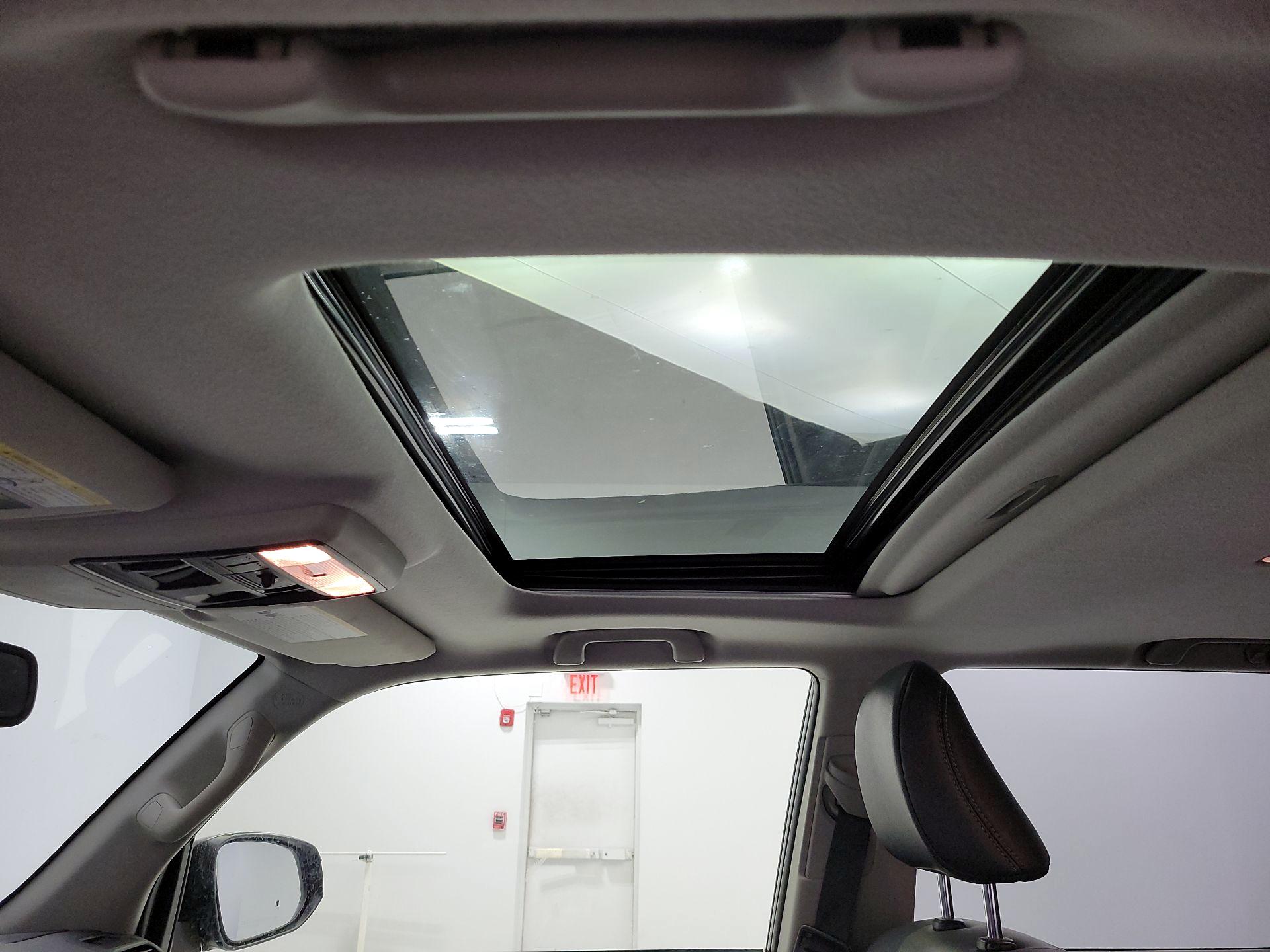 Thumbnail: 2018 Toyota 4Runner - 20