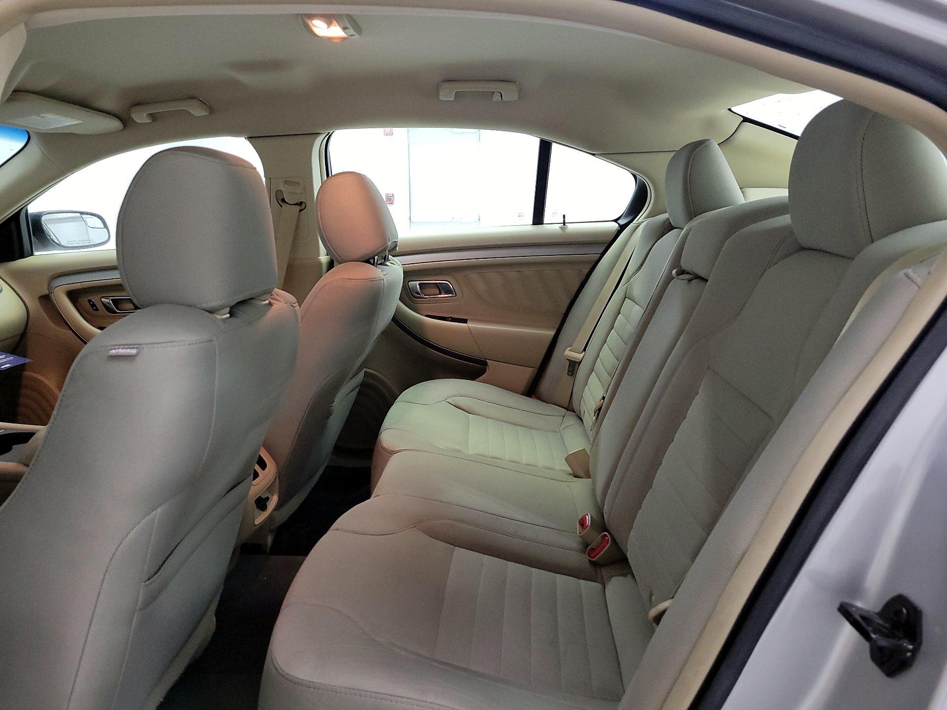 Thumbnail: 2017 Ford Taurus - 19