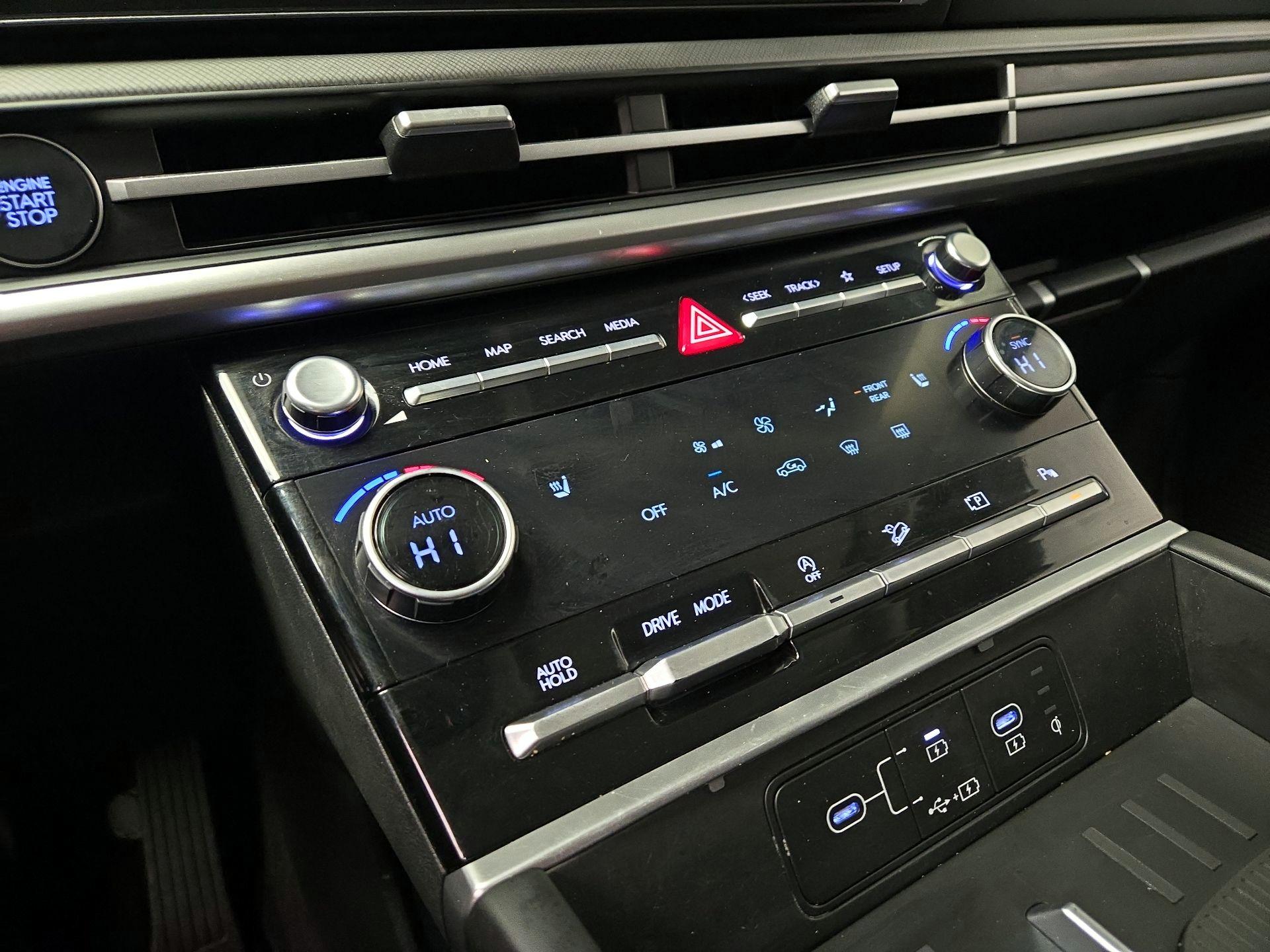 Thumbnail: 2025 Hyundai Santa Fe - 16