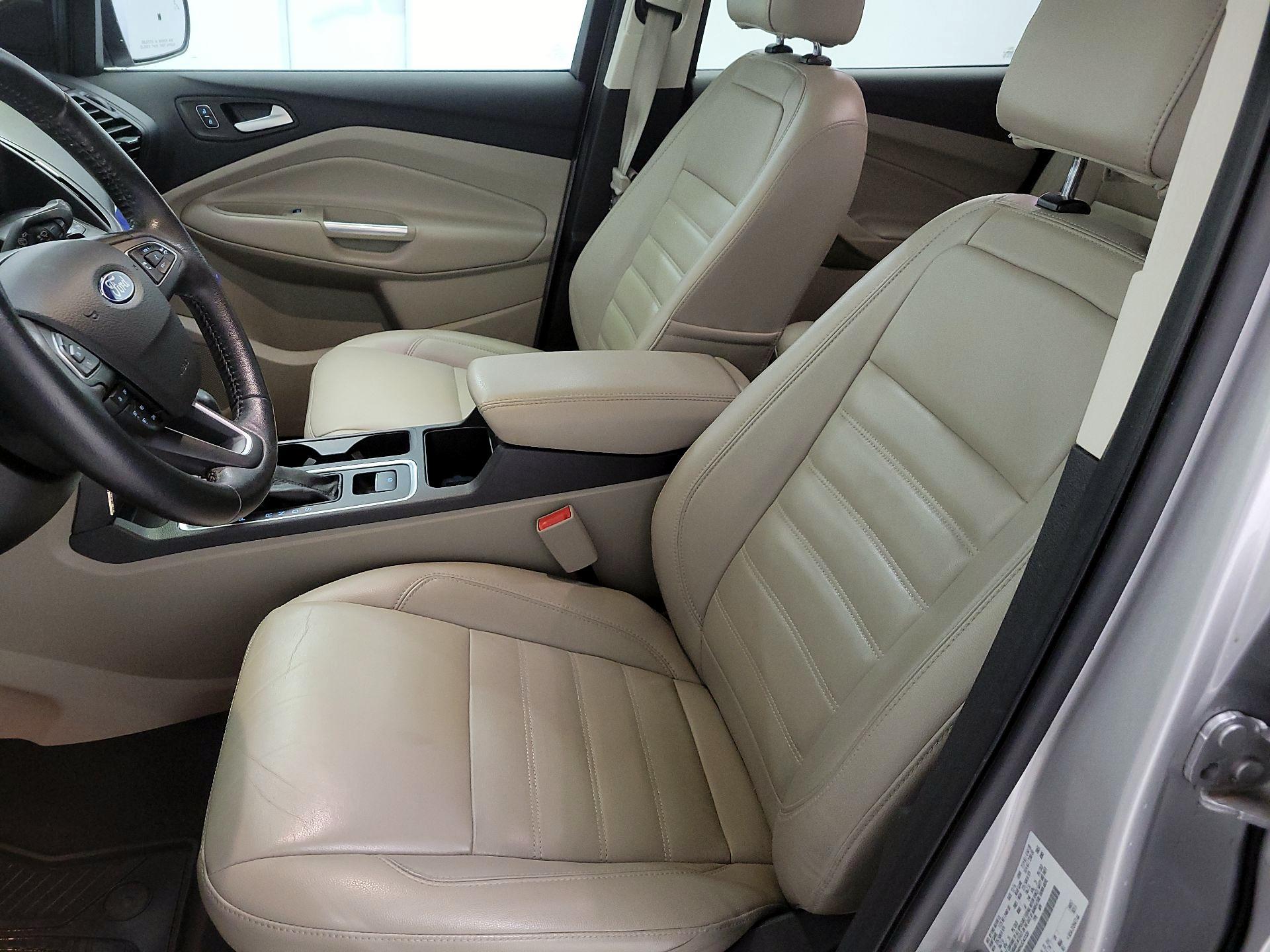 Thumbnail: 2017 Ford Escape - 11