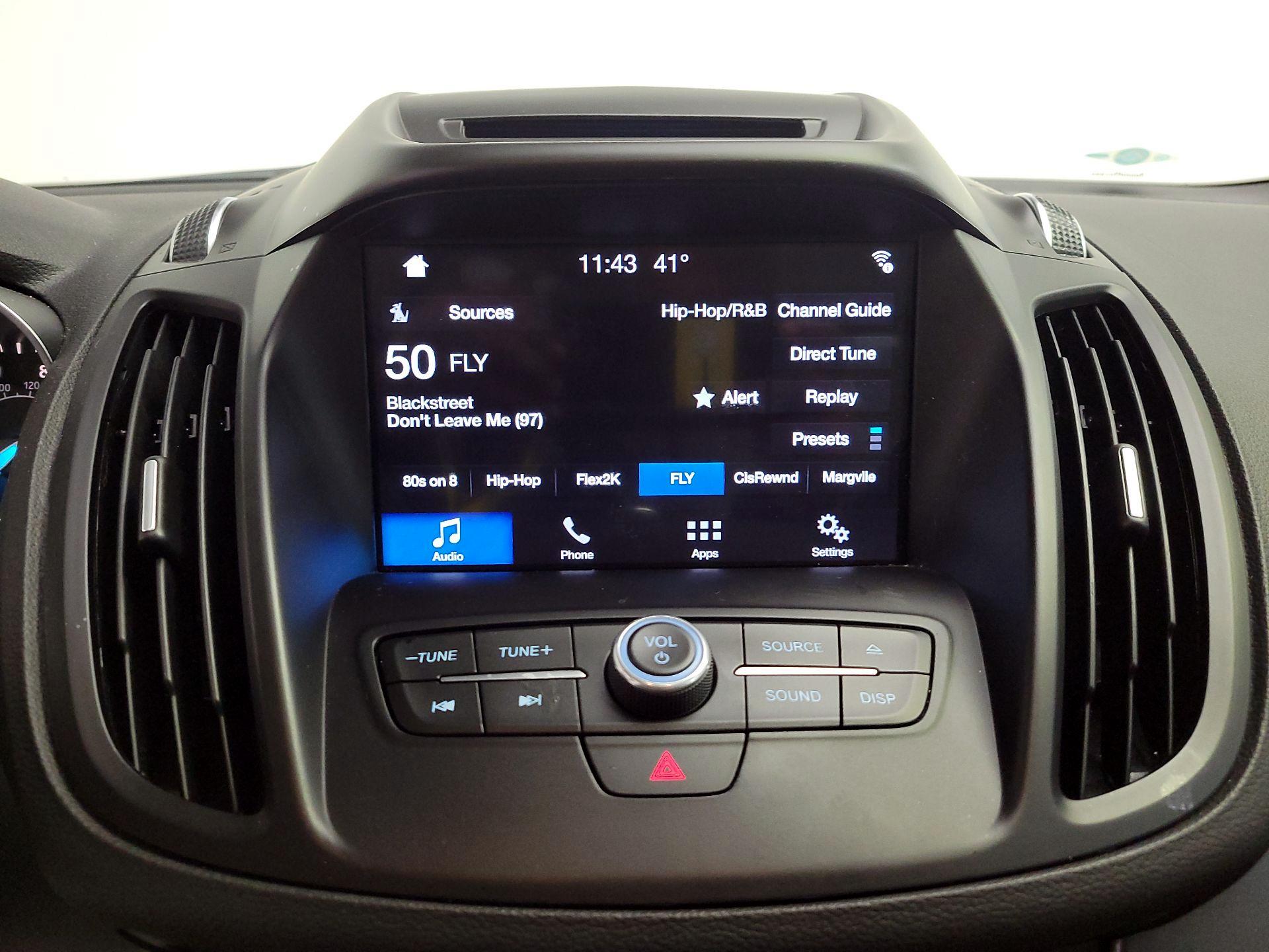 Thumbnail: 2017 Ford Escape - 15