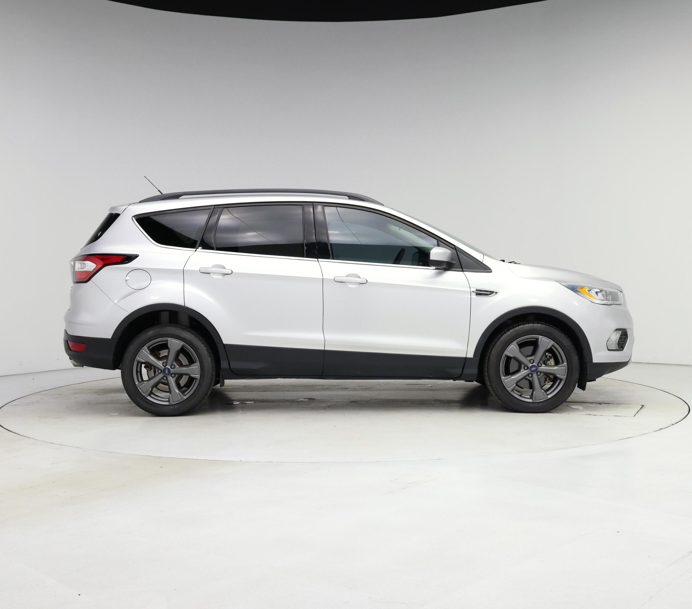 Thumbnail: 2017 Ford Escape - 7