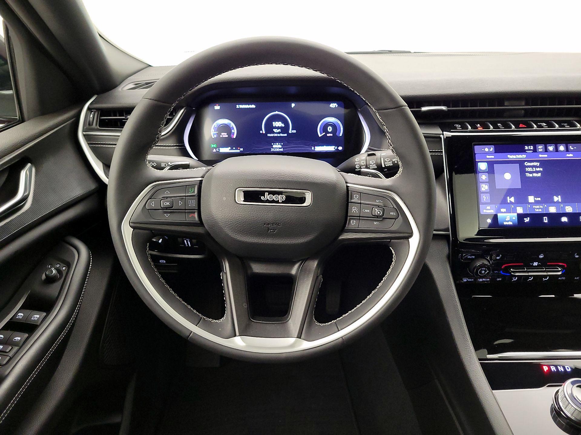 Thumbnail: 2024 Jeep Grand Cherokee - 10