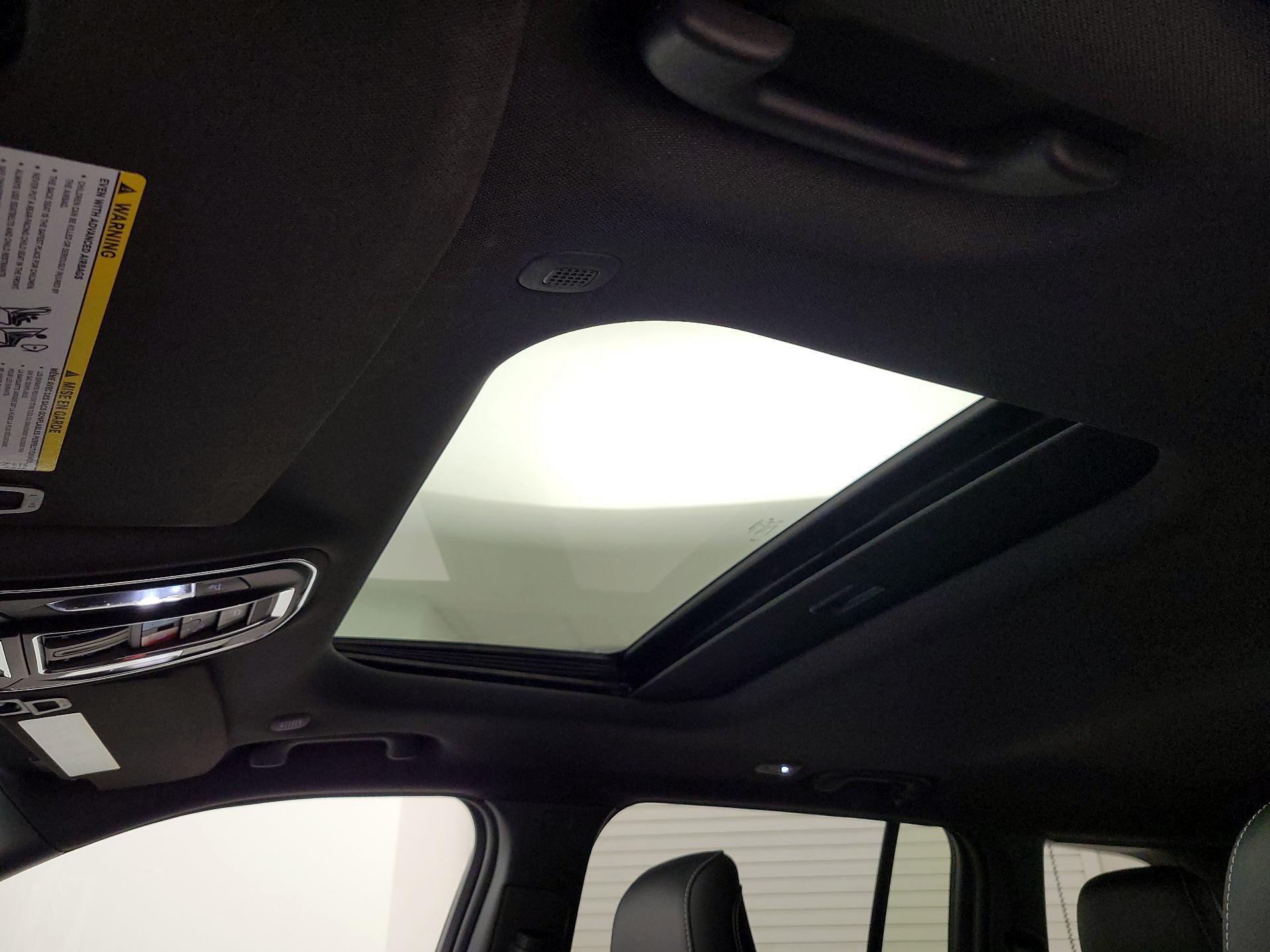 Thumbnail: 2024 Jeep Grand Cherokee - 19