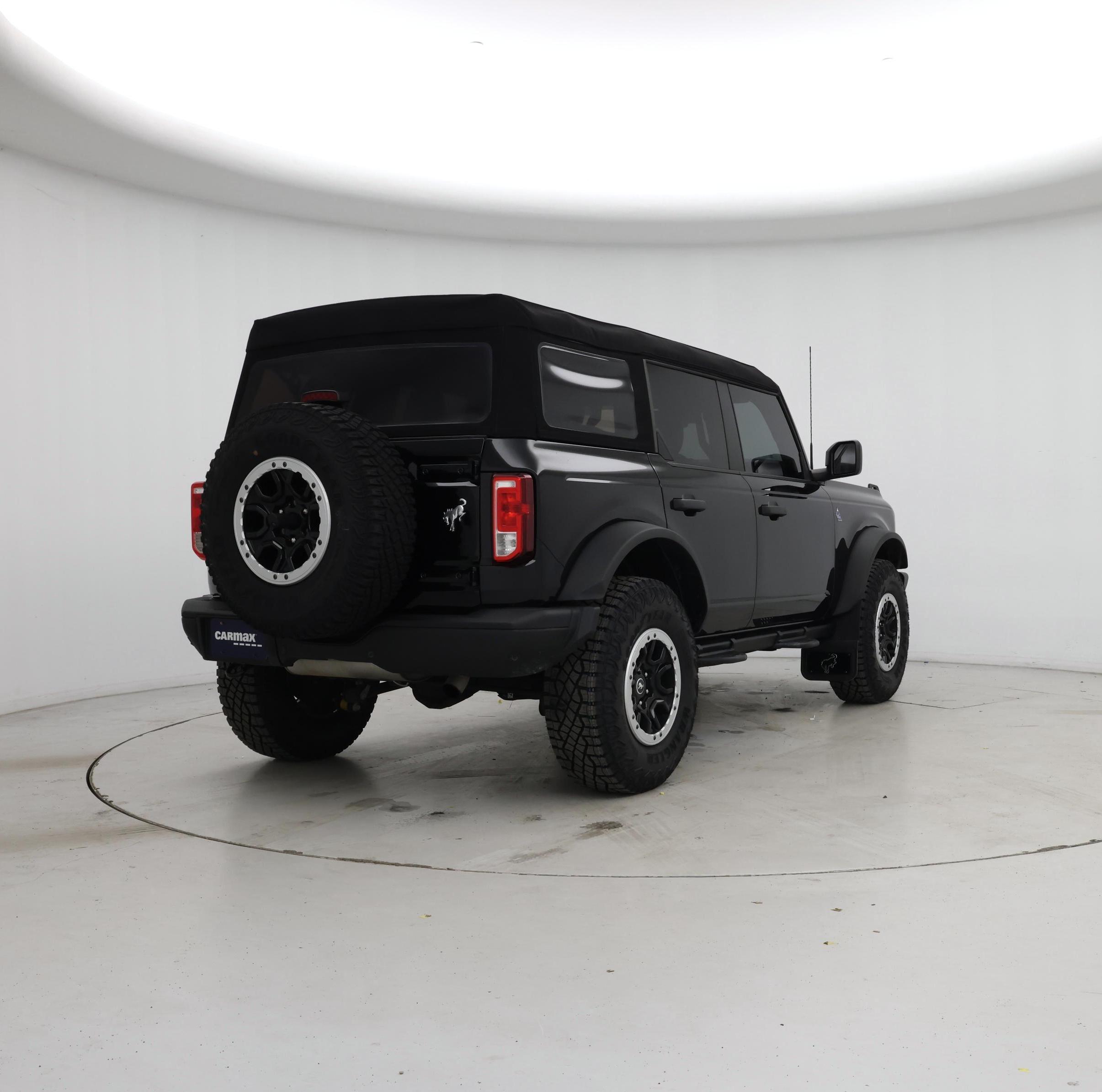 Thumbnail: 2023 Ford Bronco - 8