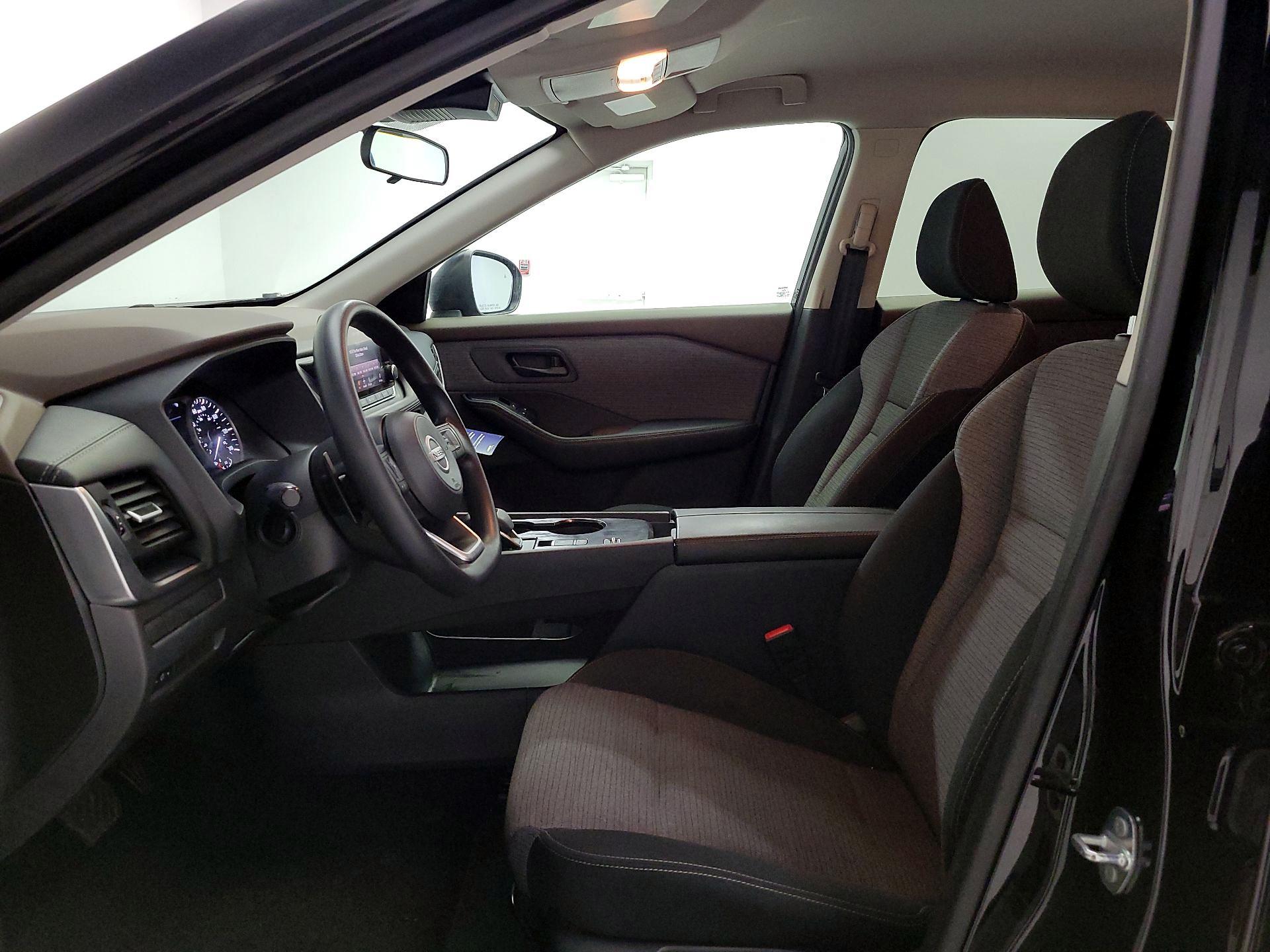 Thumbnail: 2021 Nissan Rogue - 11