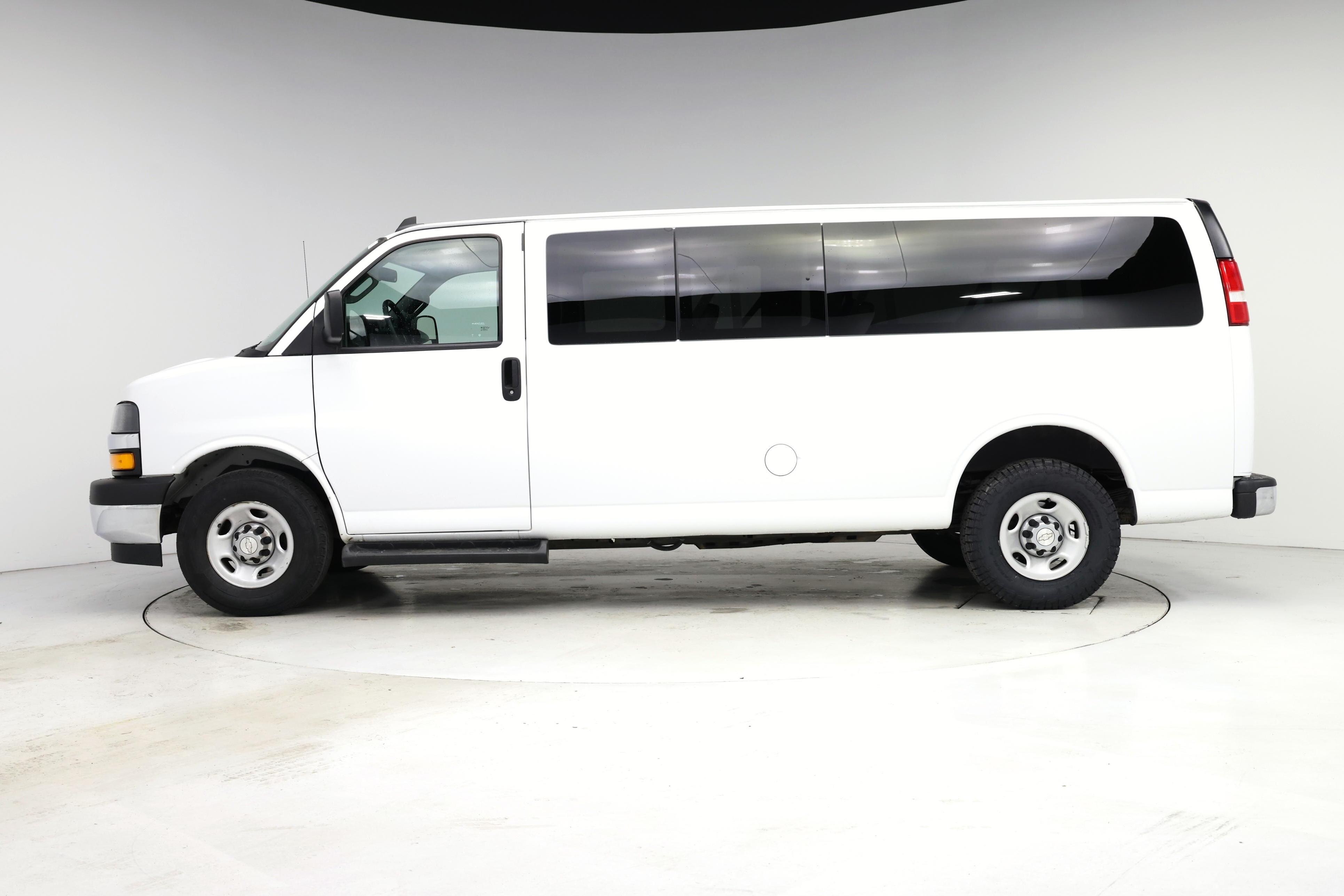 Thumbnail: 2019 Chevrolet Express - 3