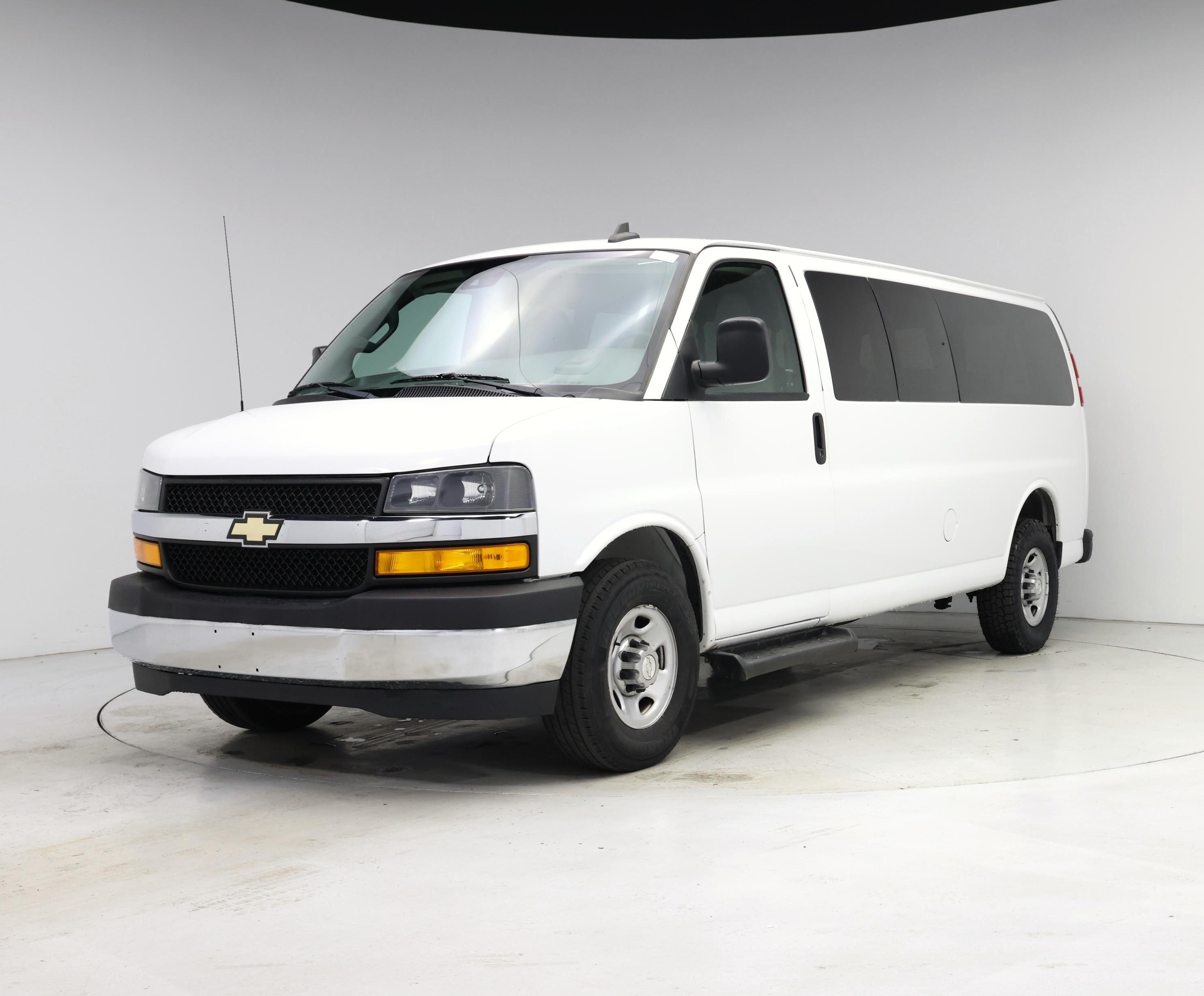 Thumbnail: 2019 Chevrolet Express - 4