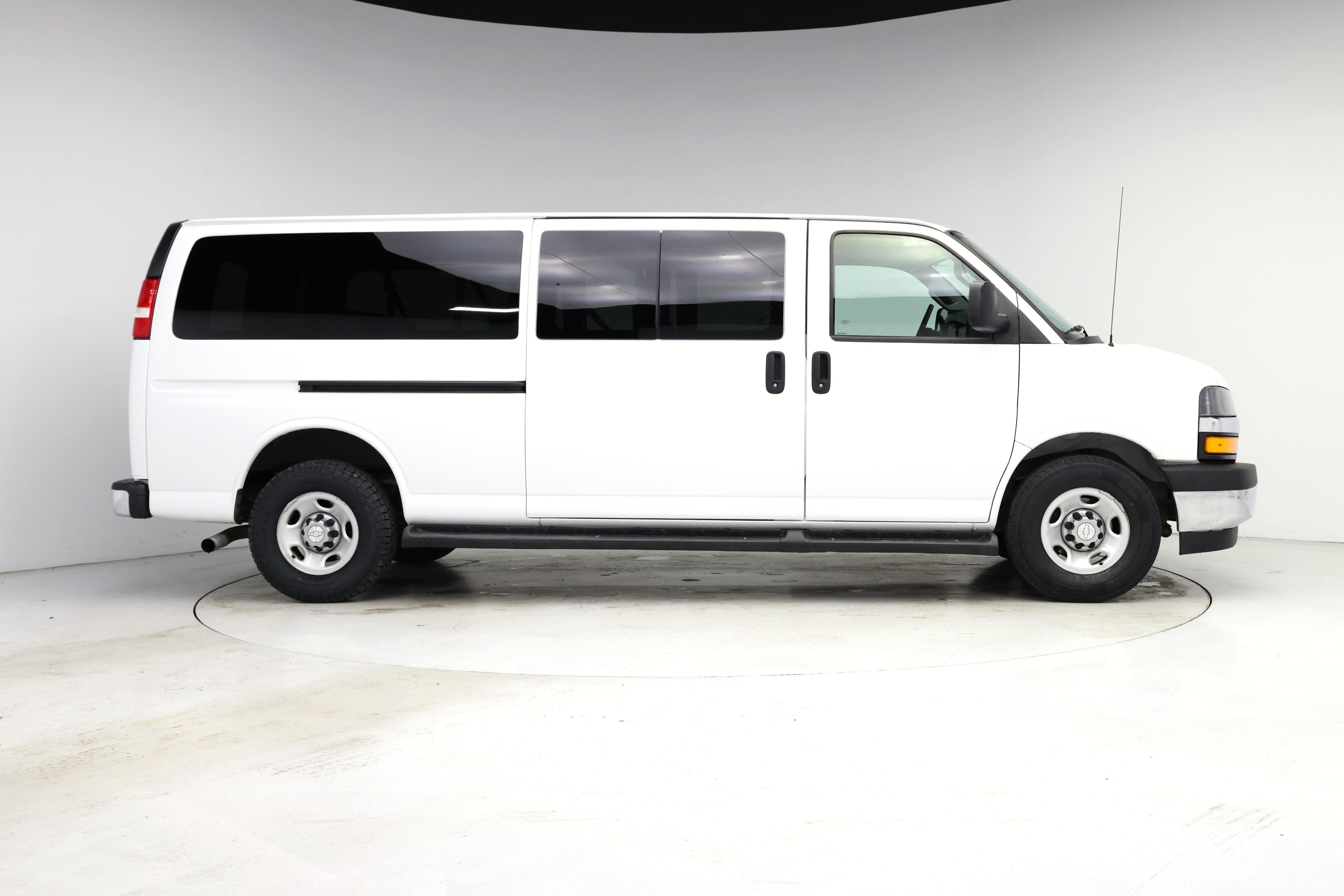 Thumbnail: 2019 Chevrolet Express - 7