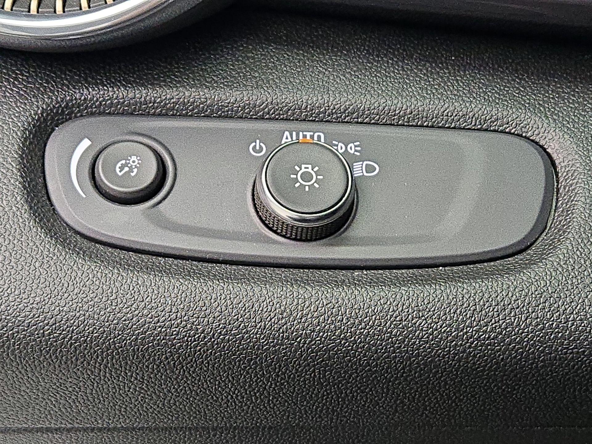 Thumbnail: 2025 Chevrolet Trax - 13