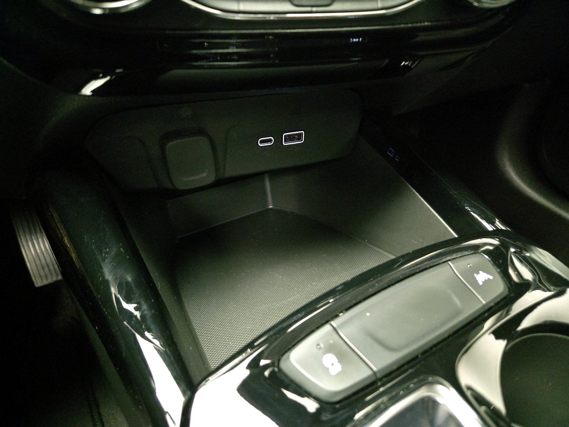 Thumbnail: 2025 Chevrolet Trax - 18