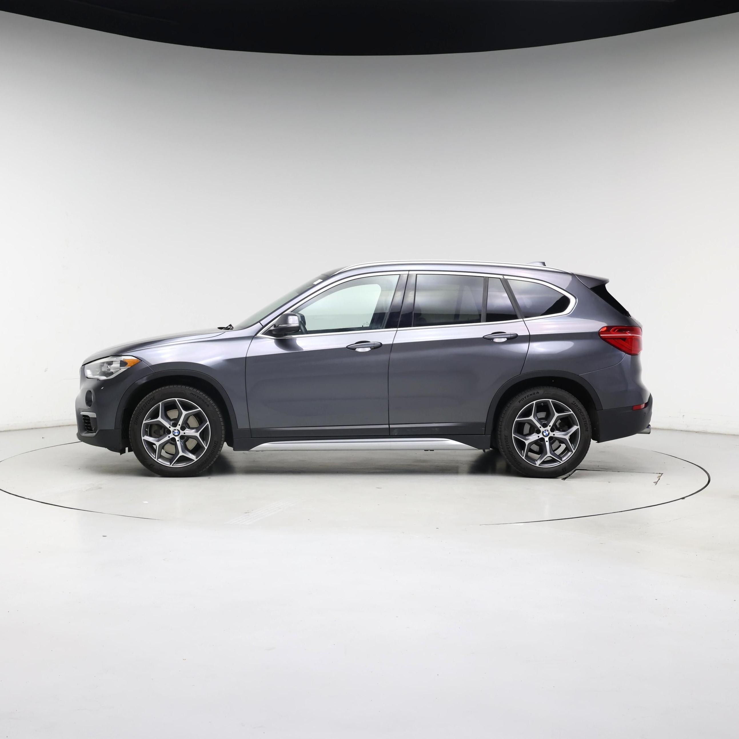 Thumbnail: 2017 BMW X1 - 3