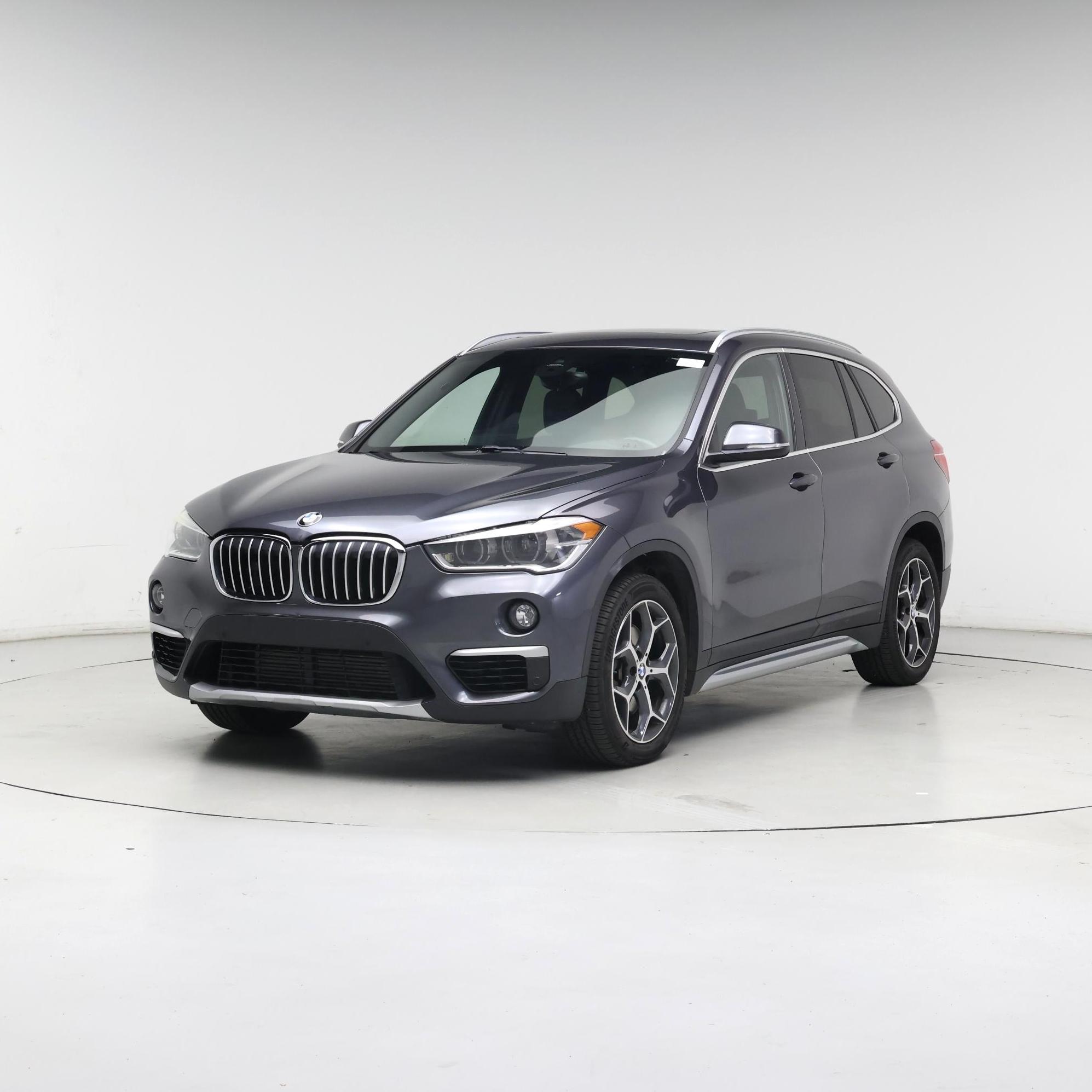 Thumbnail: 2017 BMW X1 - 4