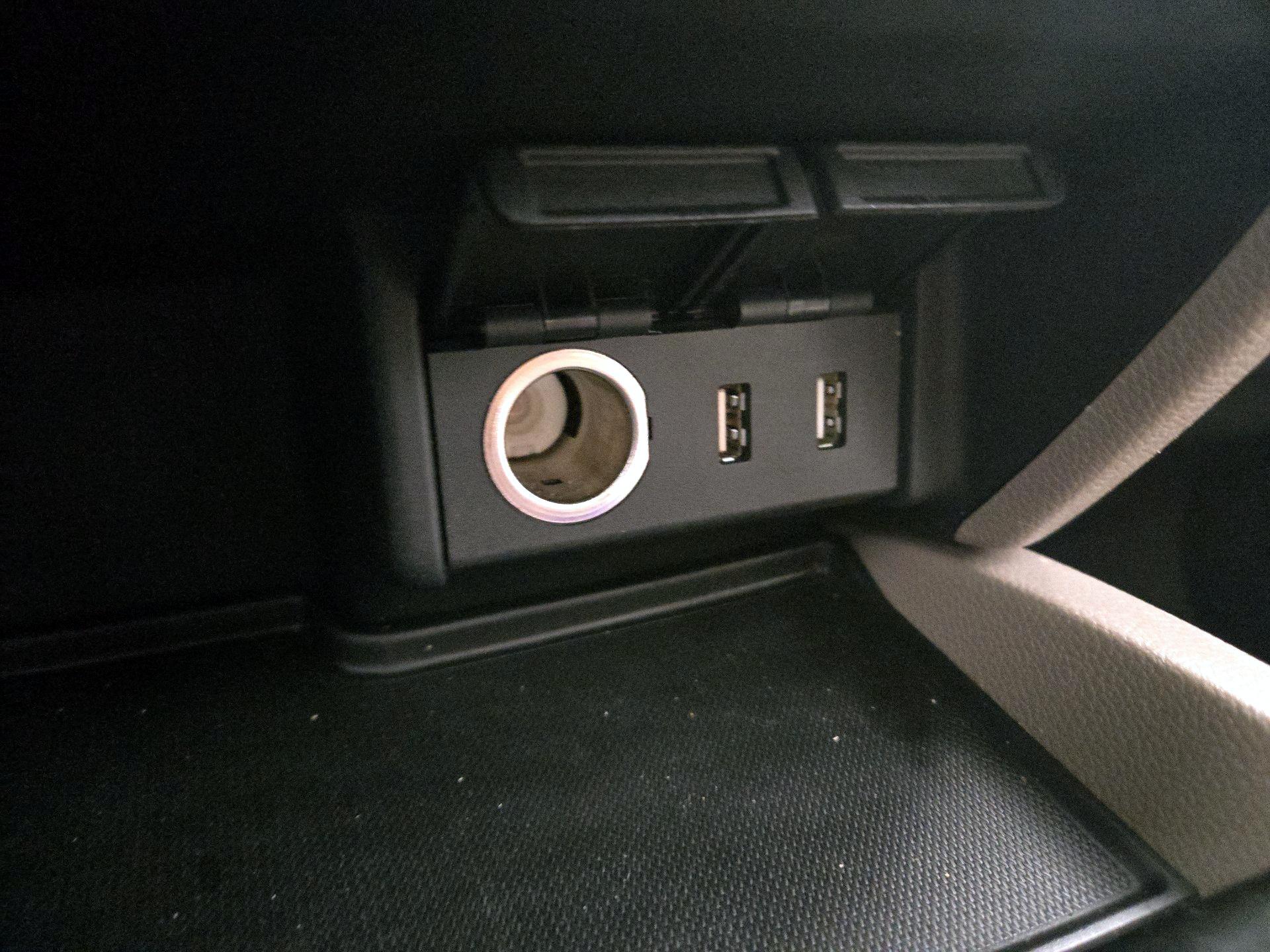 Thumbnail: 2016 Honda Pilot - 18