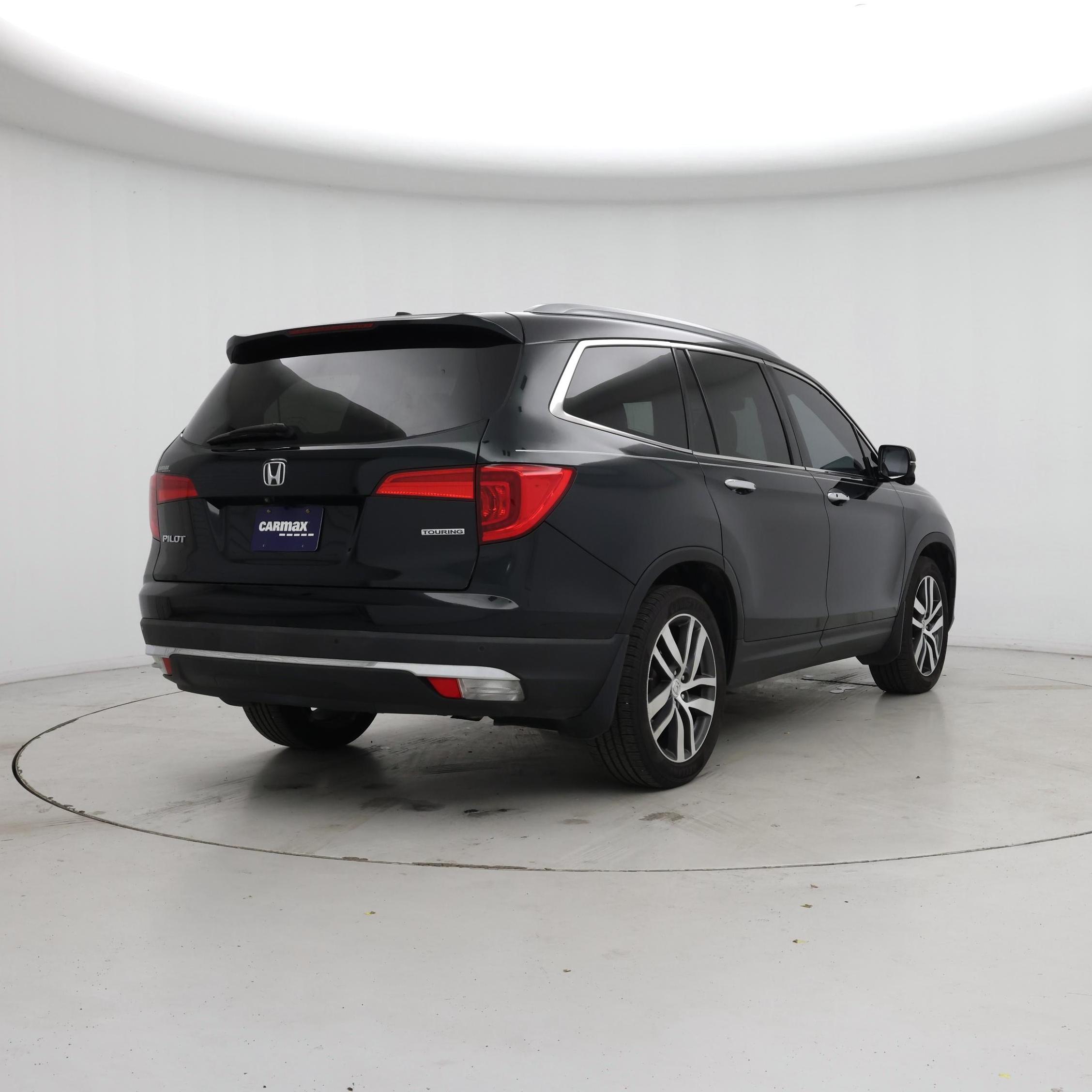 Thumbnail: 2016 Honda Pilot - 8