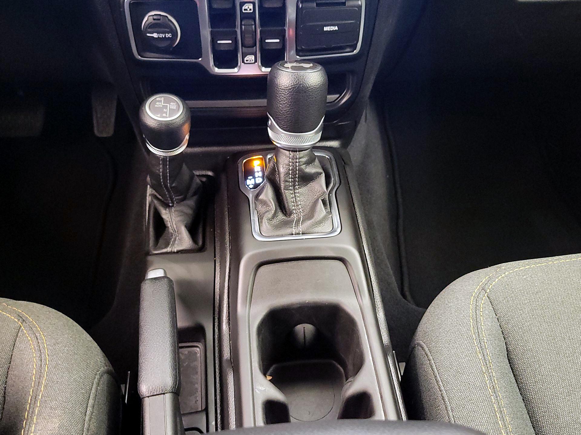 Thumbnail: 2024 Jeep Wrangler - 17