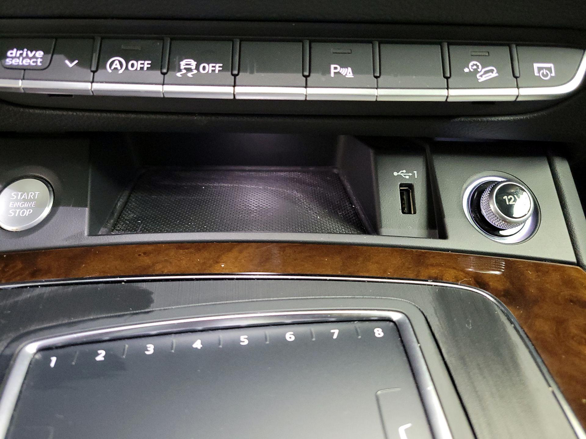 Thumbnail: 2019 Audi Q5 - 19