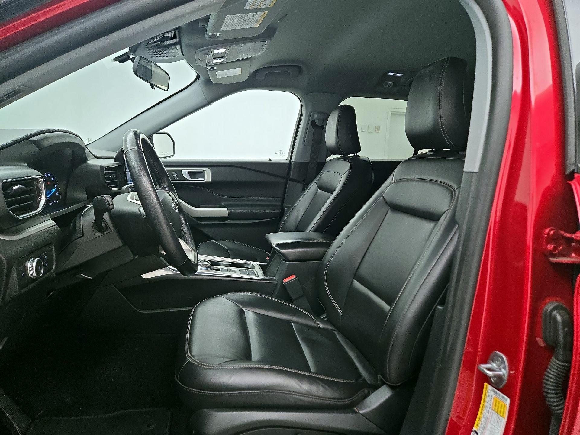 Thumbnail: 2021 Ford Explorer - 11