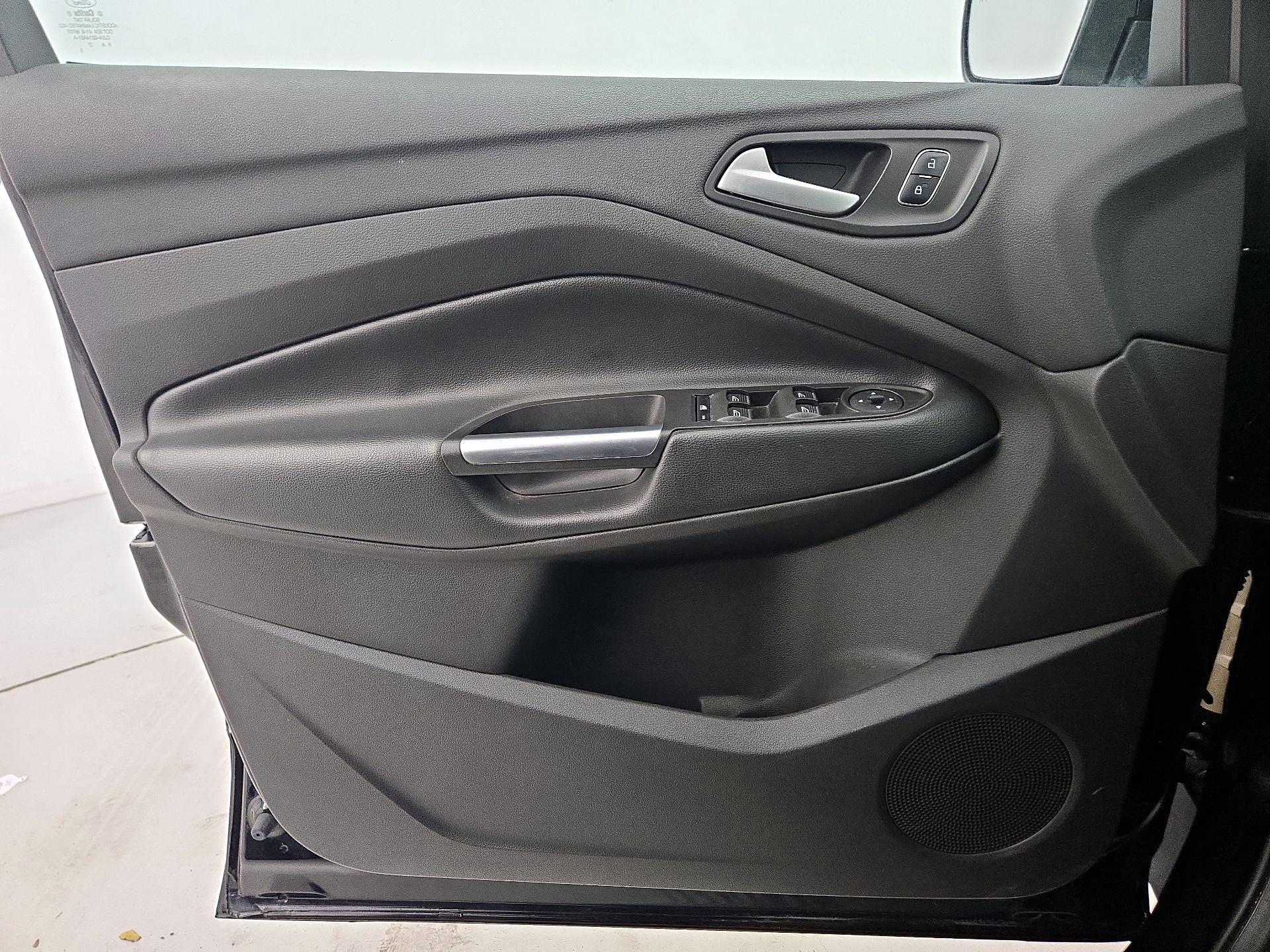 Thumbnail: 2017 Ford Escape - 12