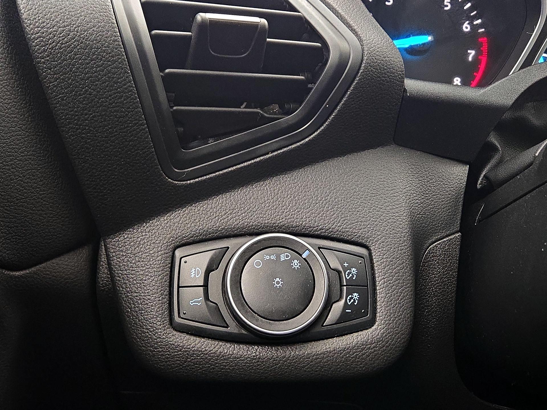 Thumbnail: 2017 Ford Escape - 13