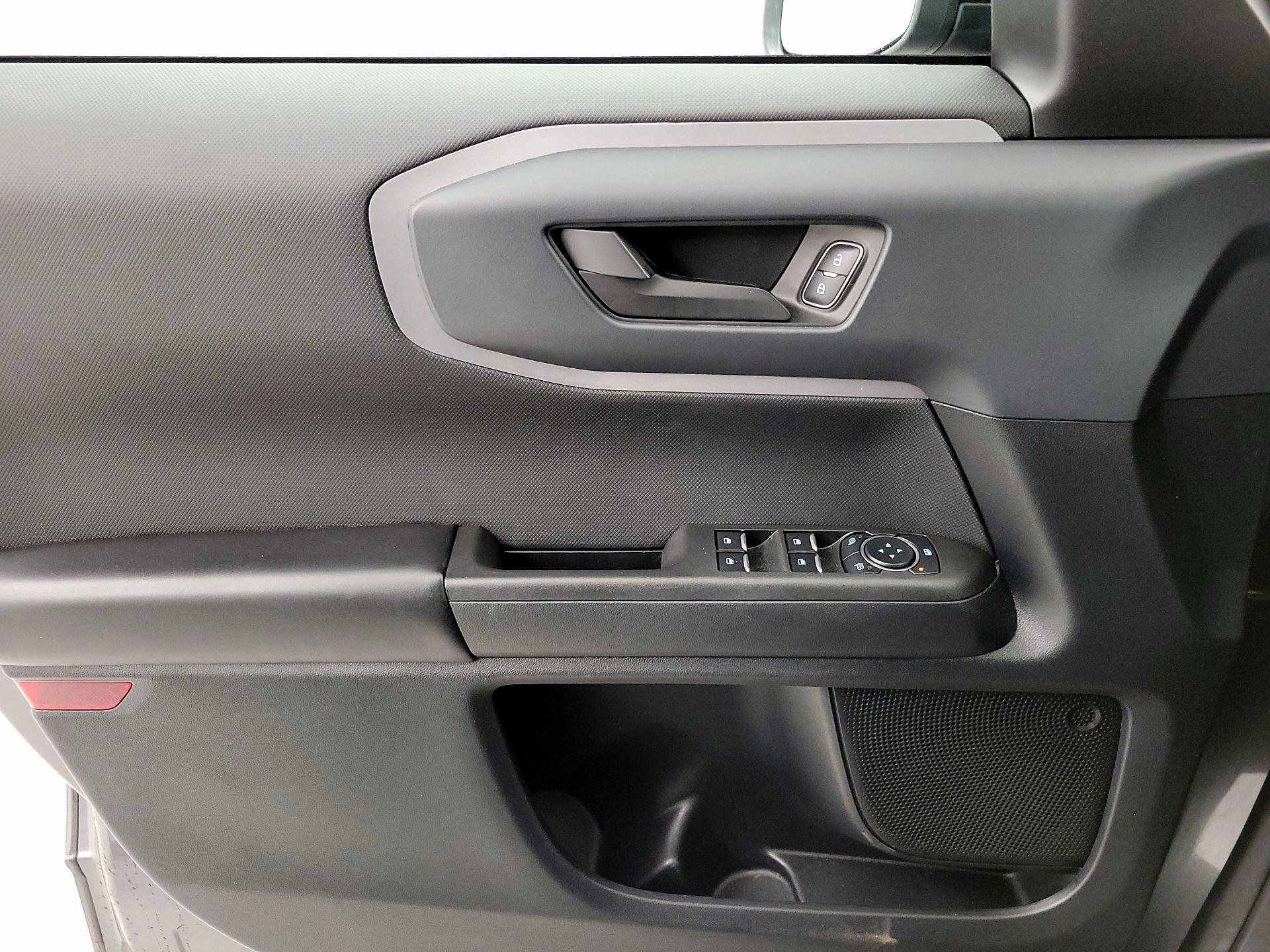 Thumbnail: 2021 Ford Bronco Sport - 12