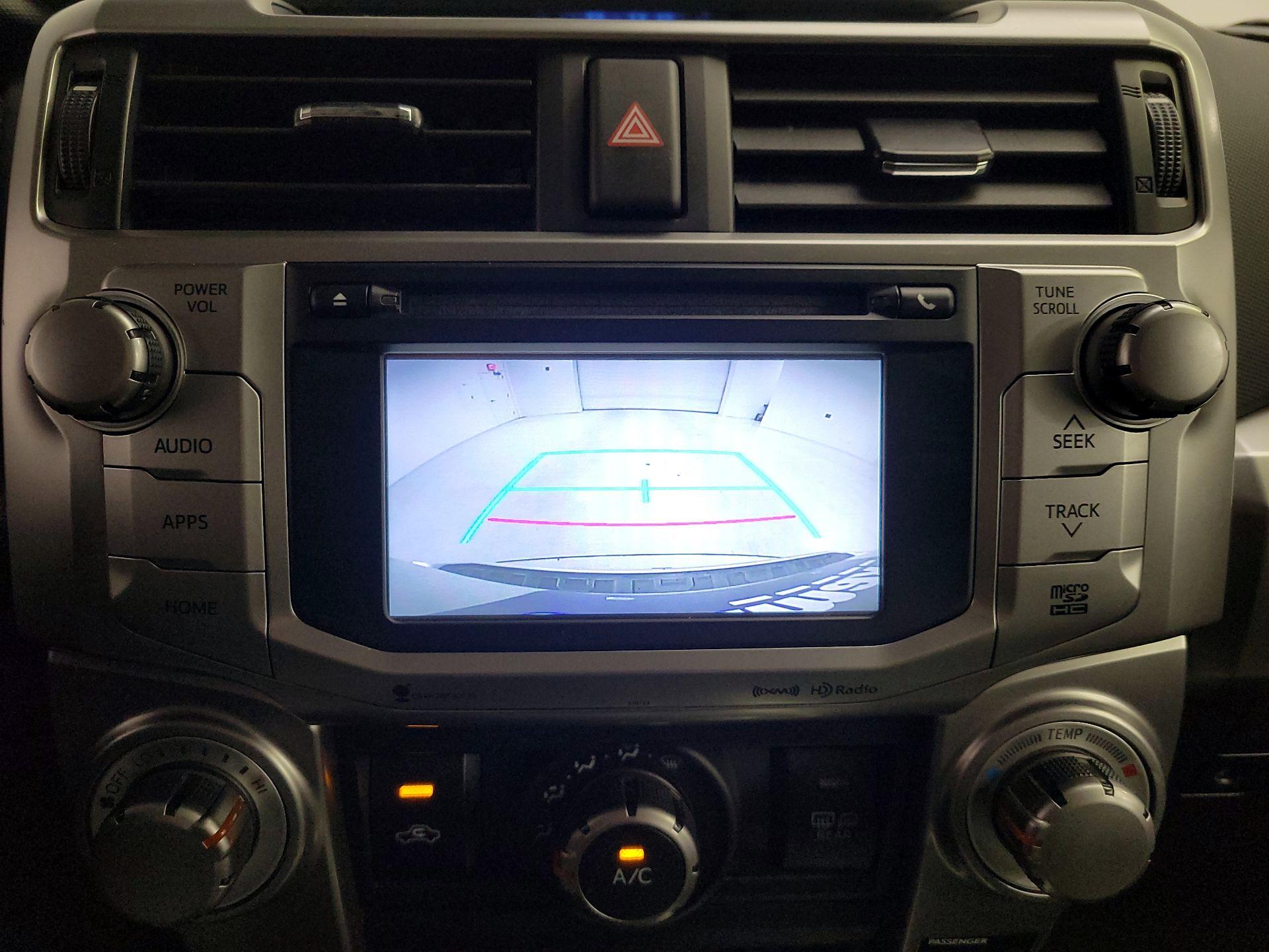 Thumbnail: 2016 Toyota 4Runner - 15