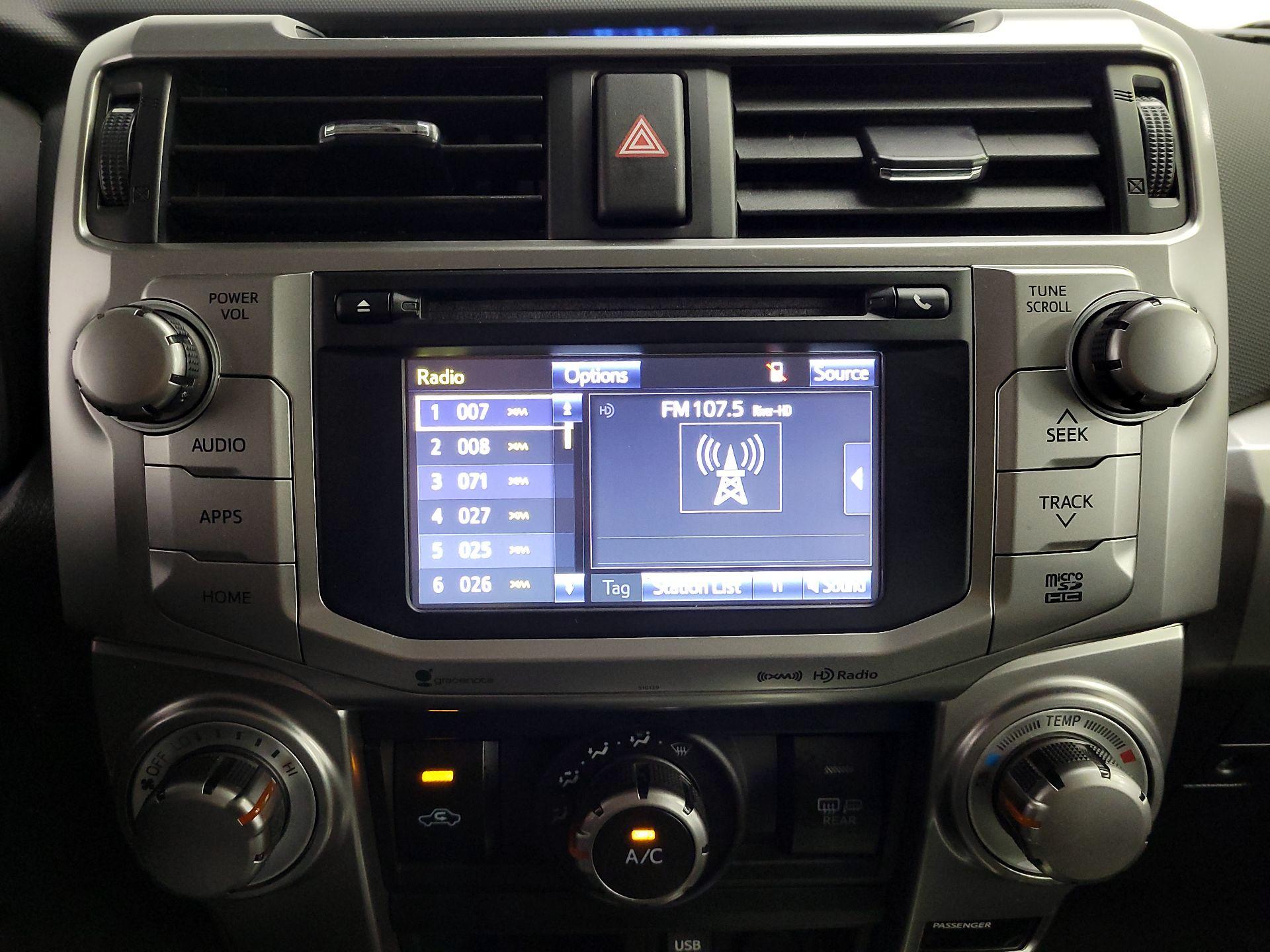 Thumbnail: 2016 Toyota 4Runner - 16