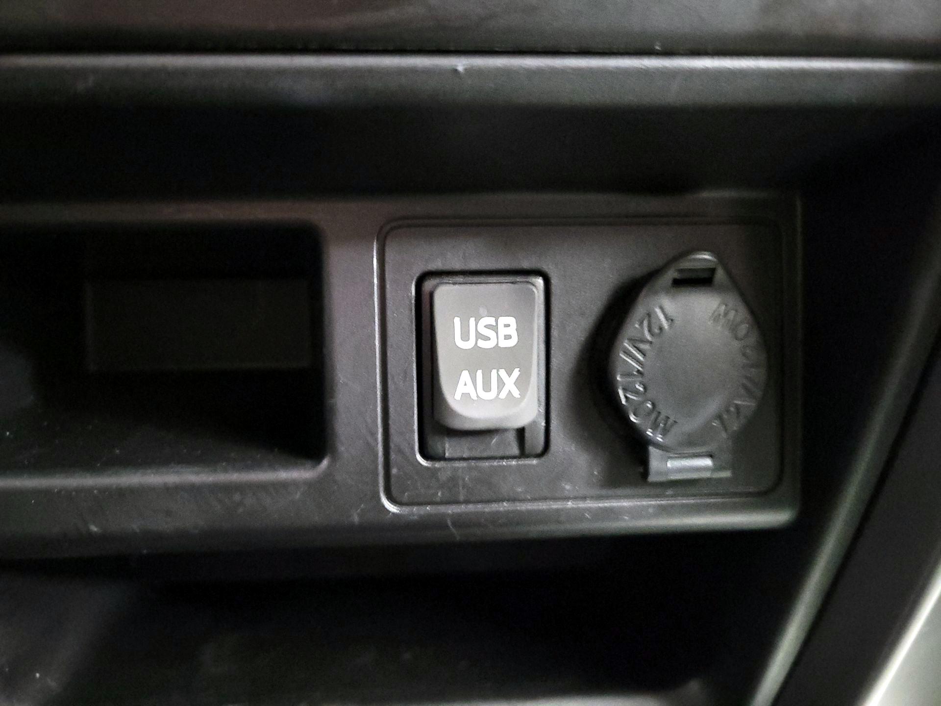 Thumbnail: 2016 Toyota 4Runner - 19