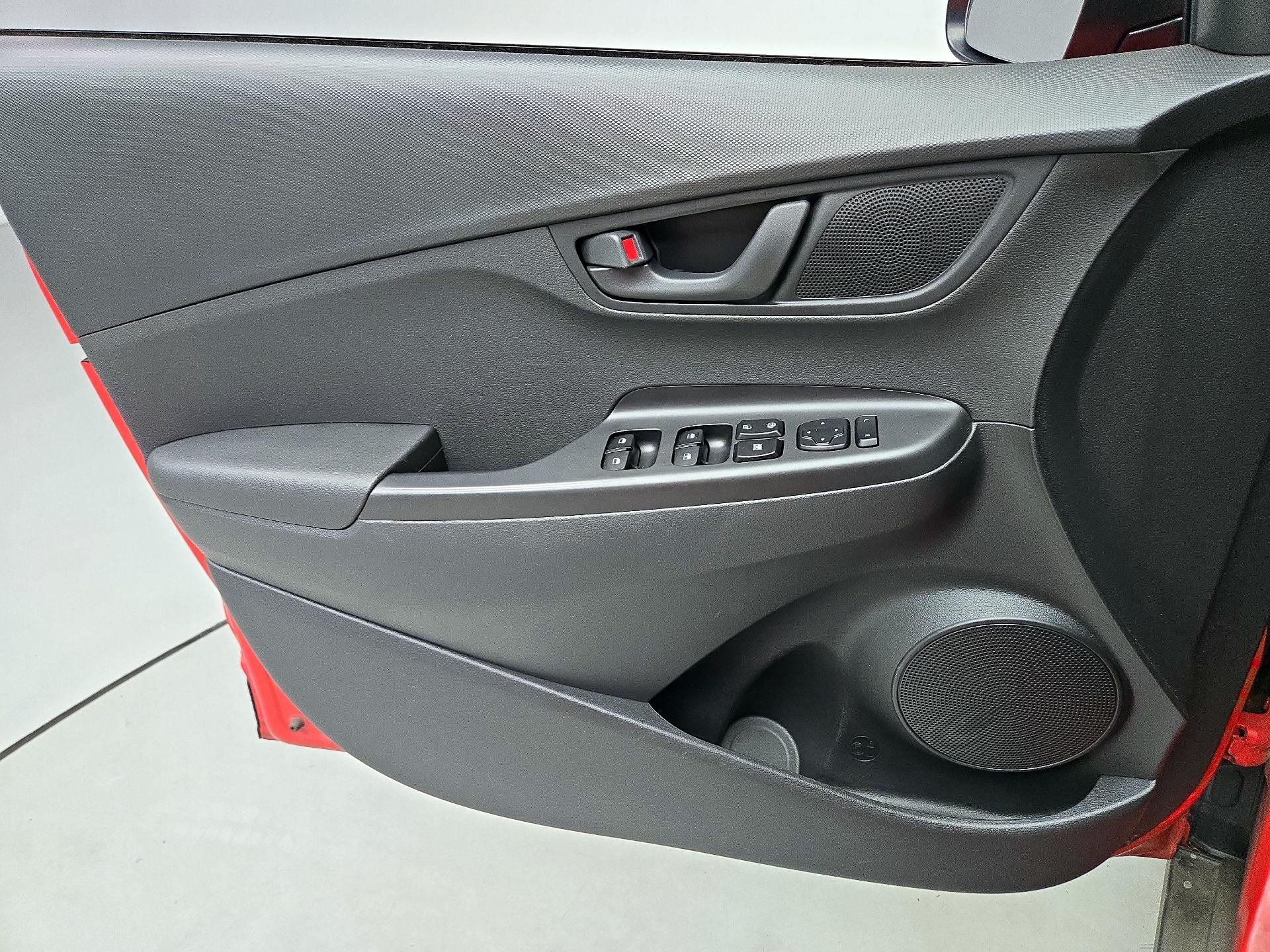 Thumbnail: 2019 Hyundai Kona - 12