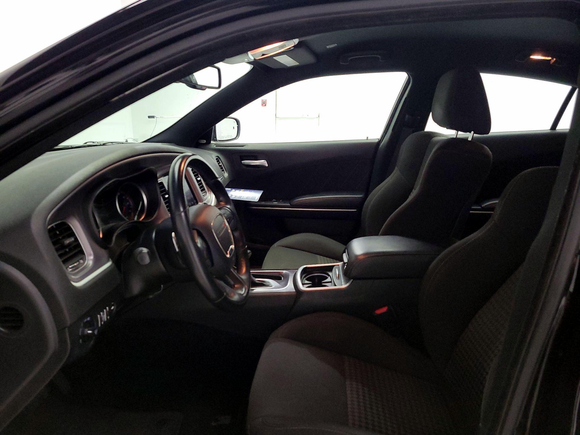 Thumbnail: 2019 Dodge Charger - 11