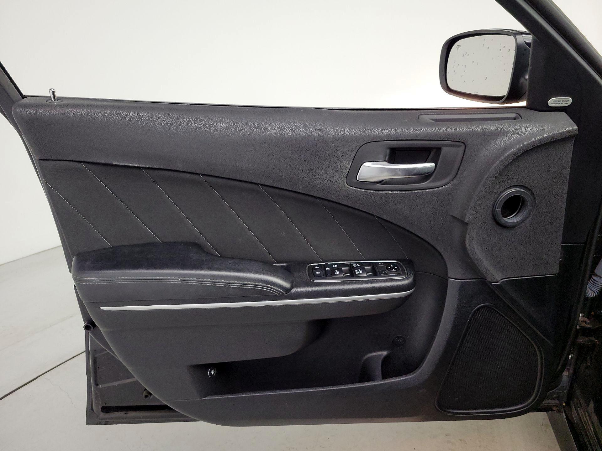 Thumbnail: 2019 Dodge Charger - 12