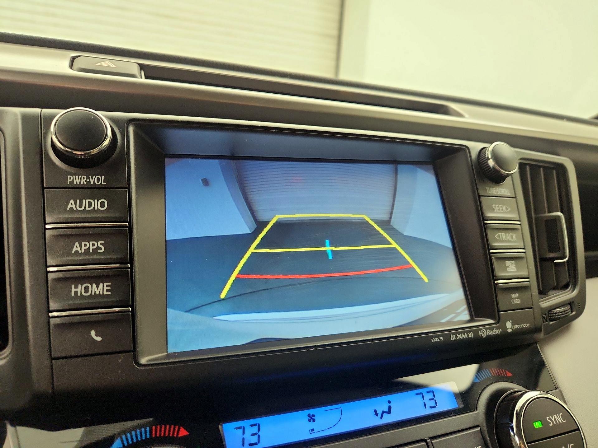 Thumbnail: 2018 Toyota RAV4 - 15