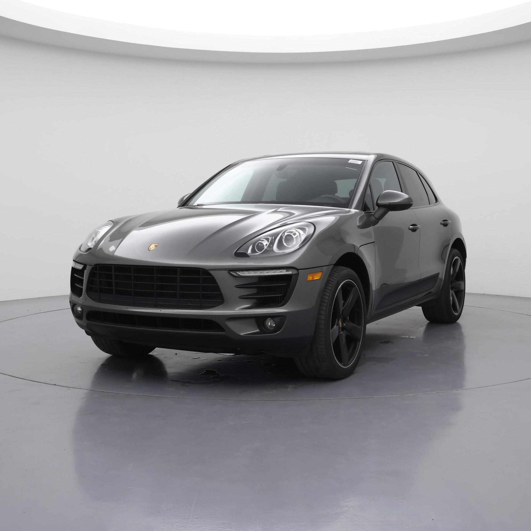 Thumbnail: 2016 Porsche Macan - 4