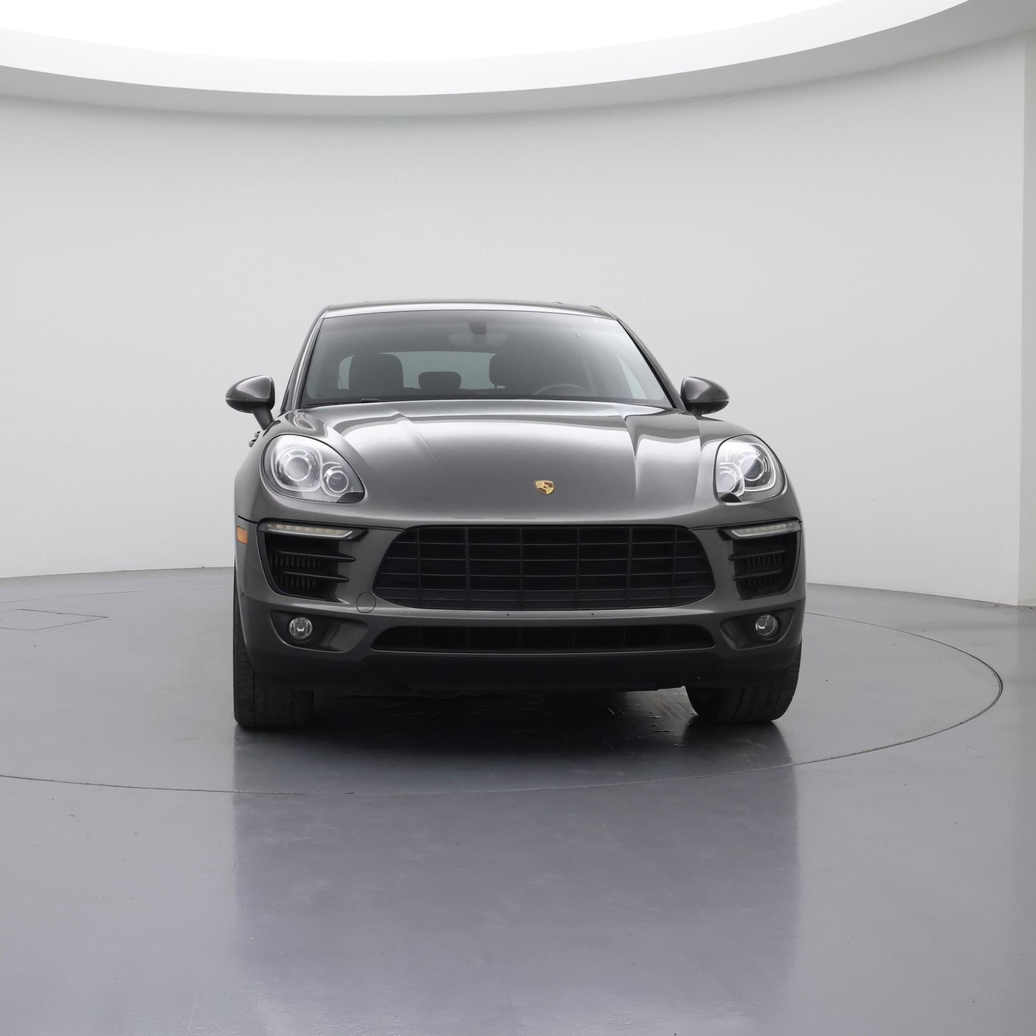 Thumbnail: 2016 Porsche Macan - 5