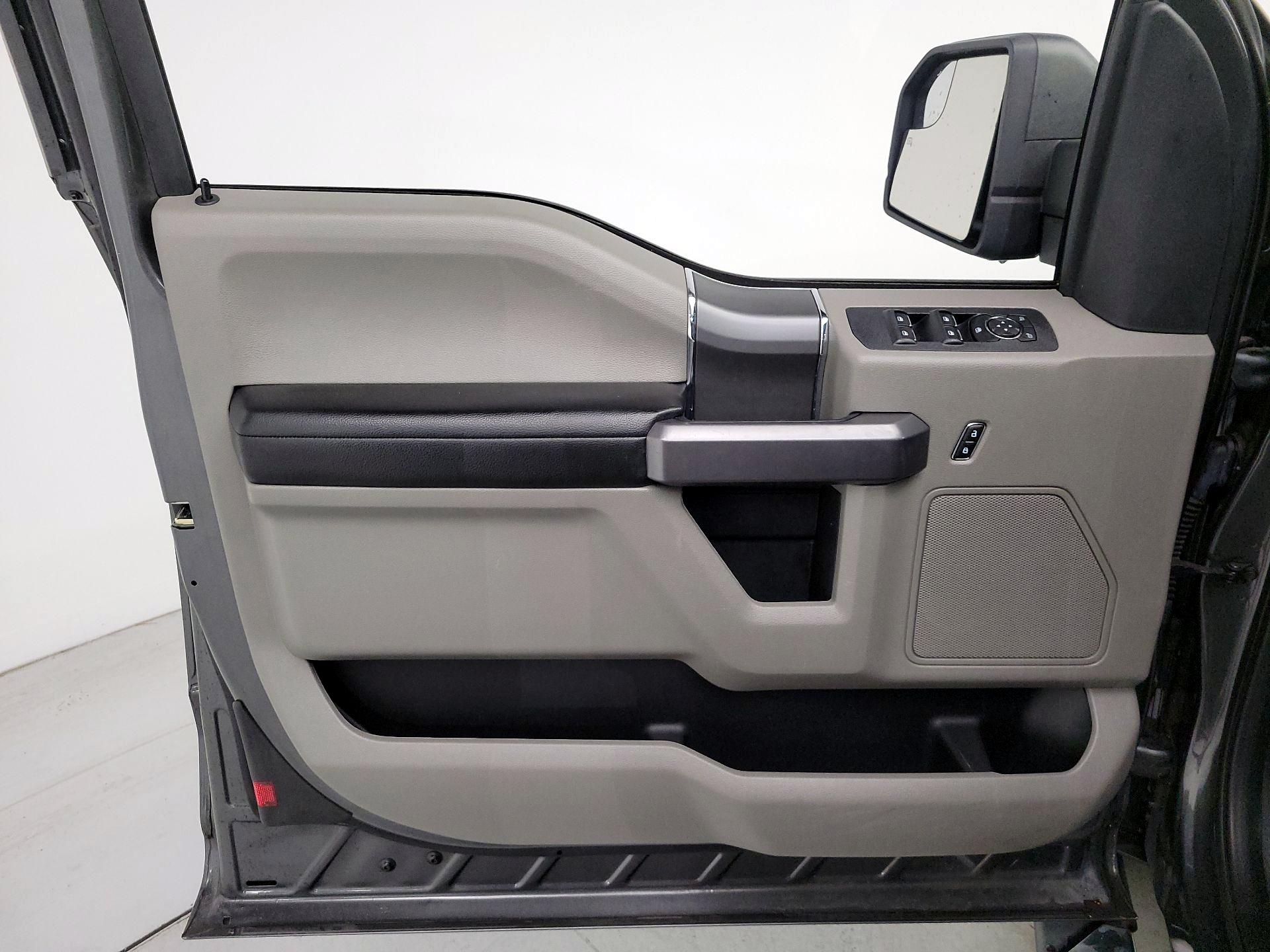 Thumbnail: 2019 Ford F-150 - 12