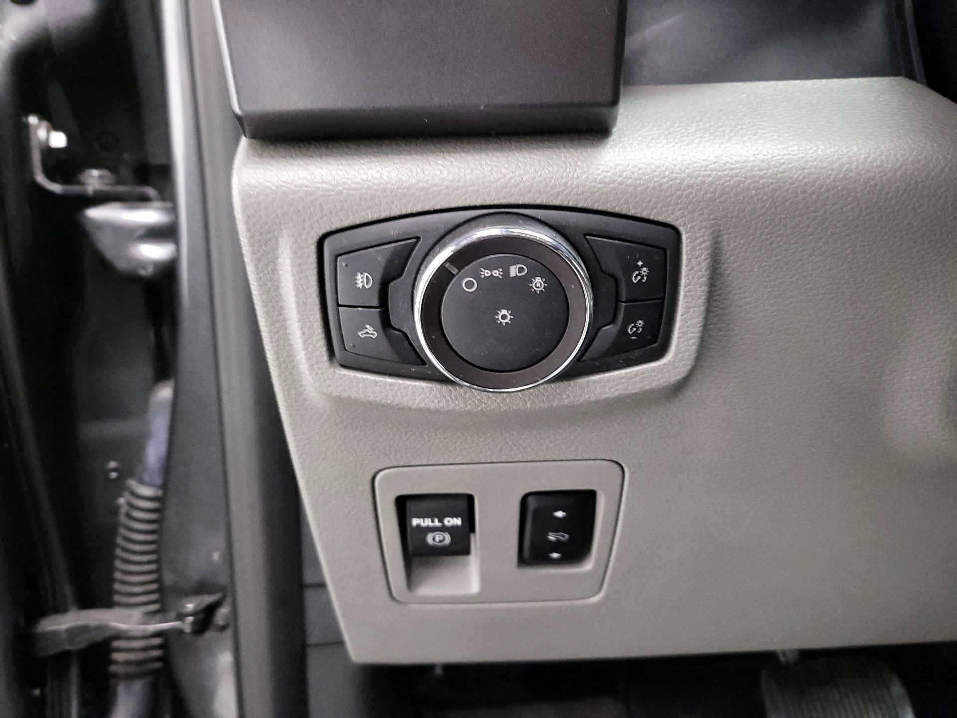 Thumbnail: 2019 Ford F-150 - 13