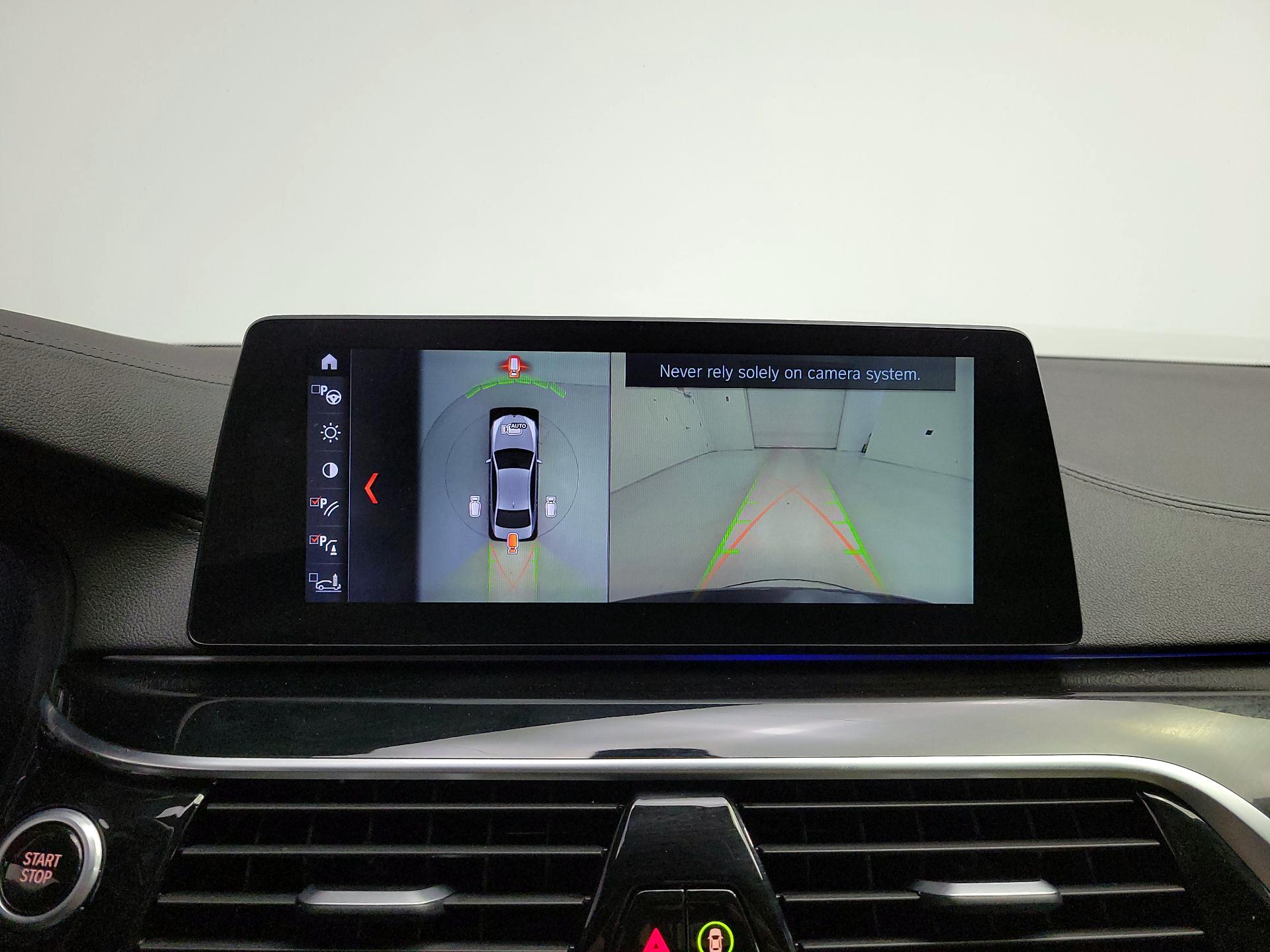 Thumbnail: 2018 BMW 5 Series - 15