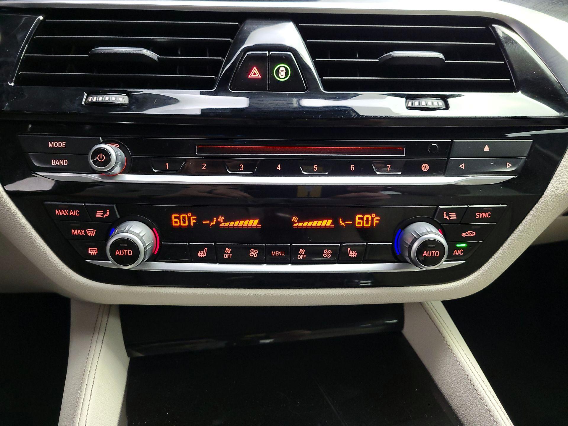 Thumbnail: 2018 BMW 5 Series - 17