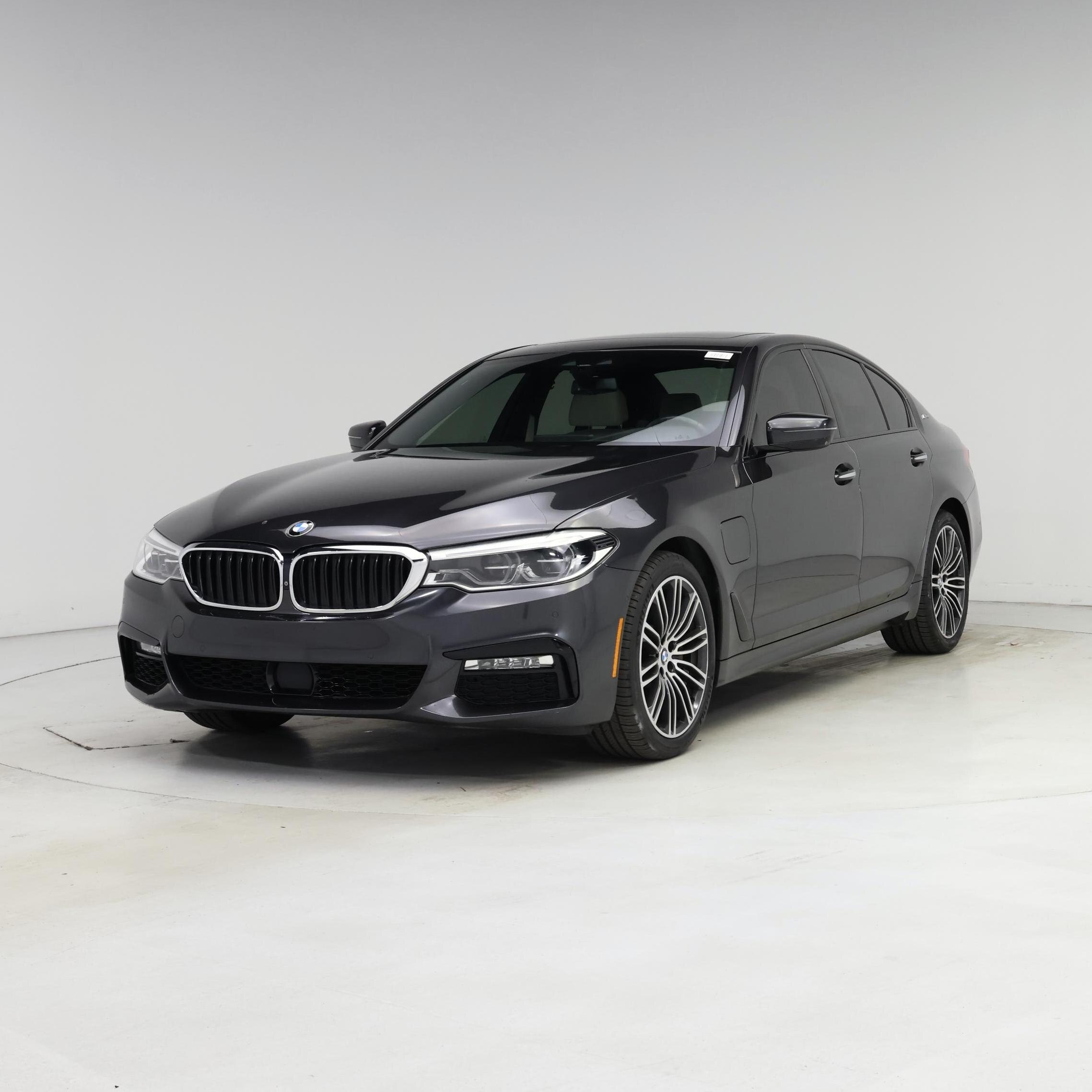 Thumbnail: 2018 BMW 5 Series - 4